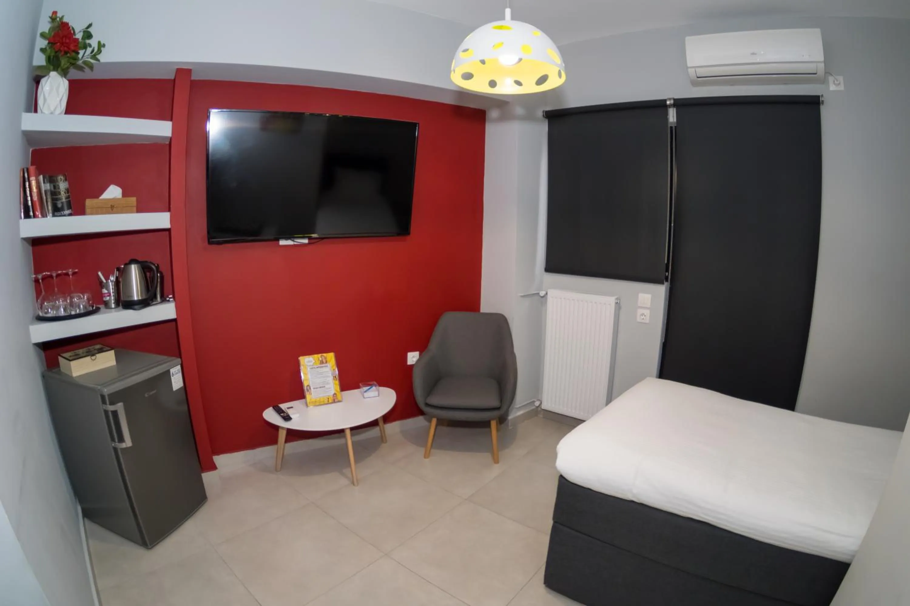 Coffee/tea facilities, Bed in Connect Studios & Apartments