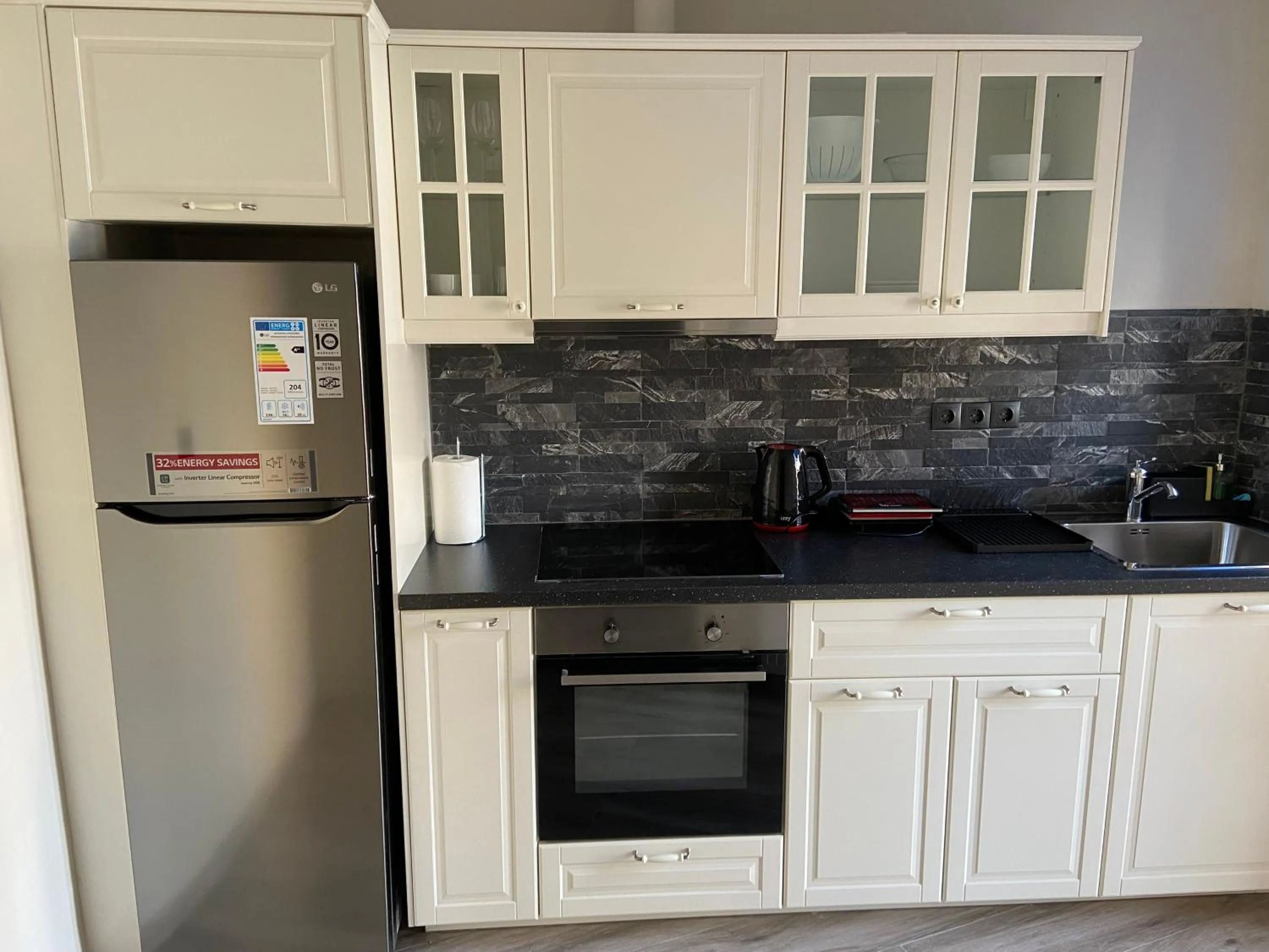 Coffee/tea facilities in Connect Studios & Apartments