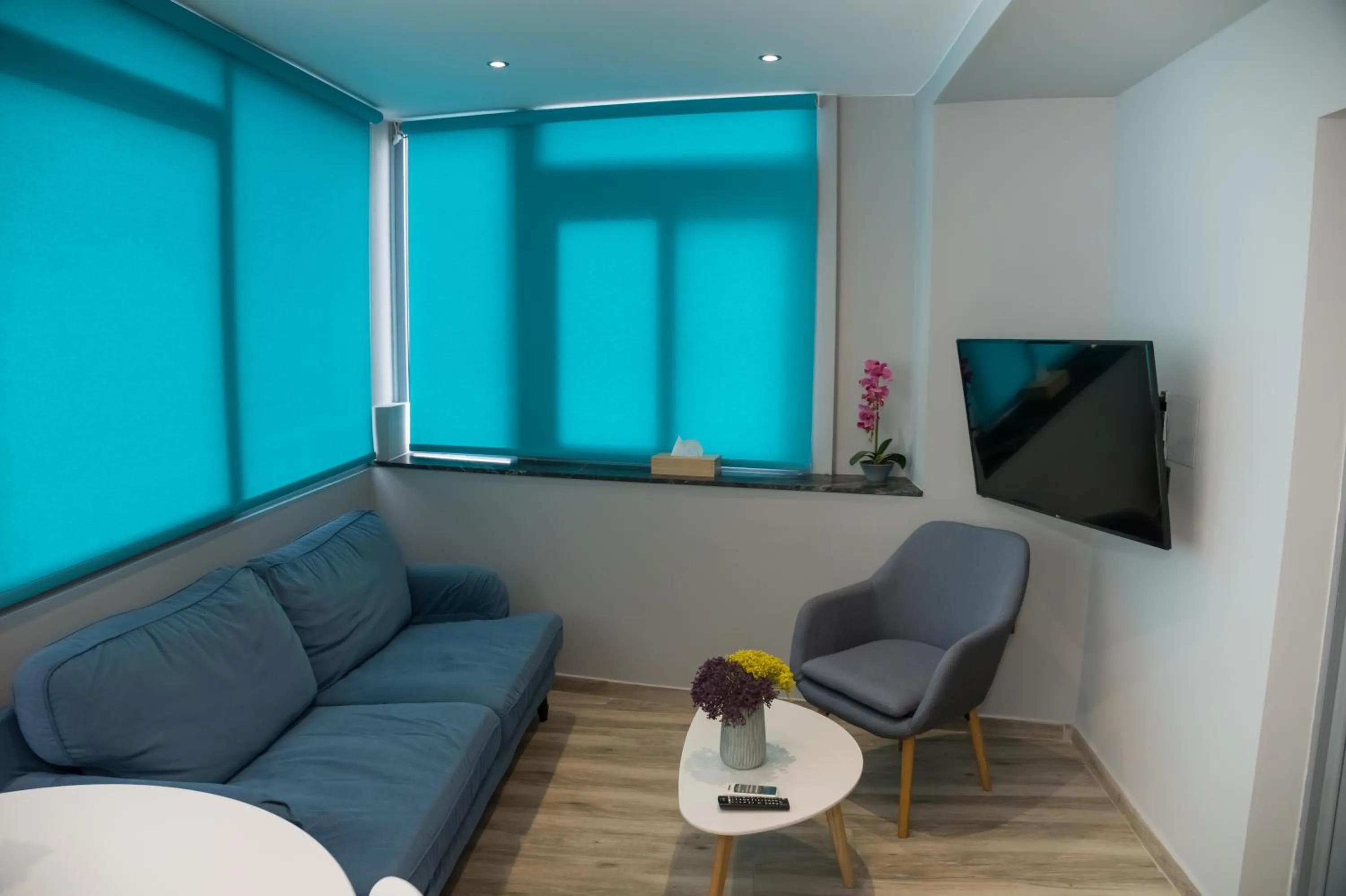 Seating area in Connect Studios & Apartments