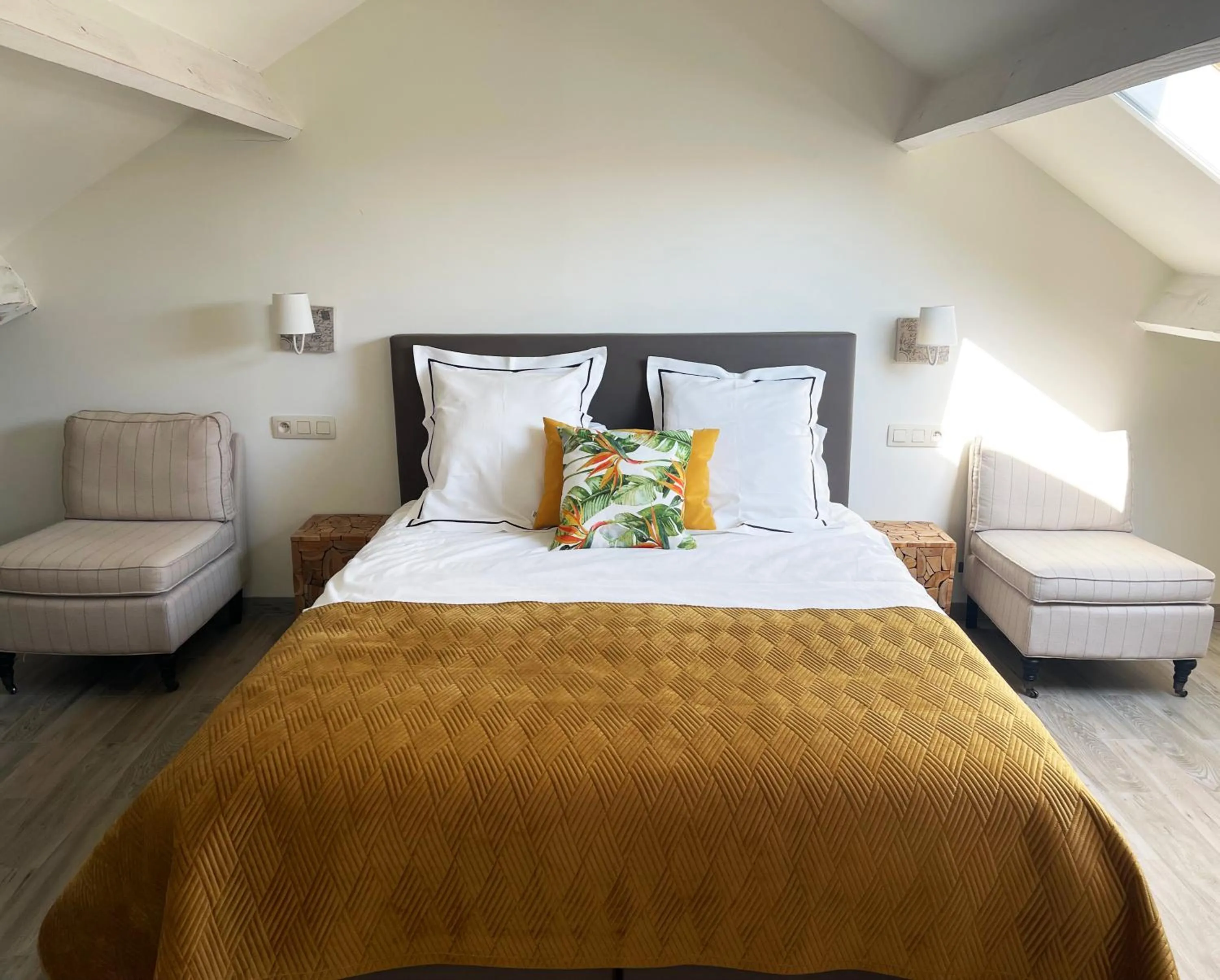 Bedroom, Bed in Hotel het Elsland