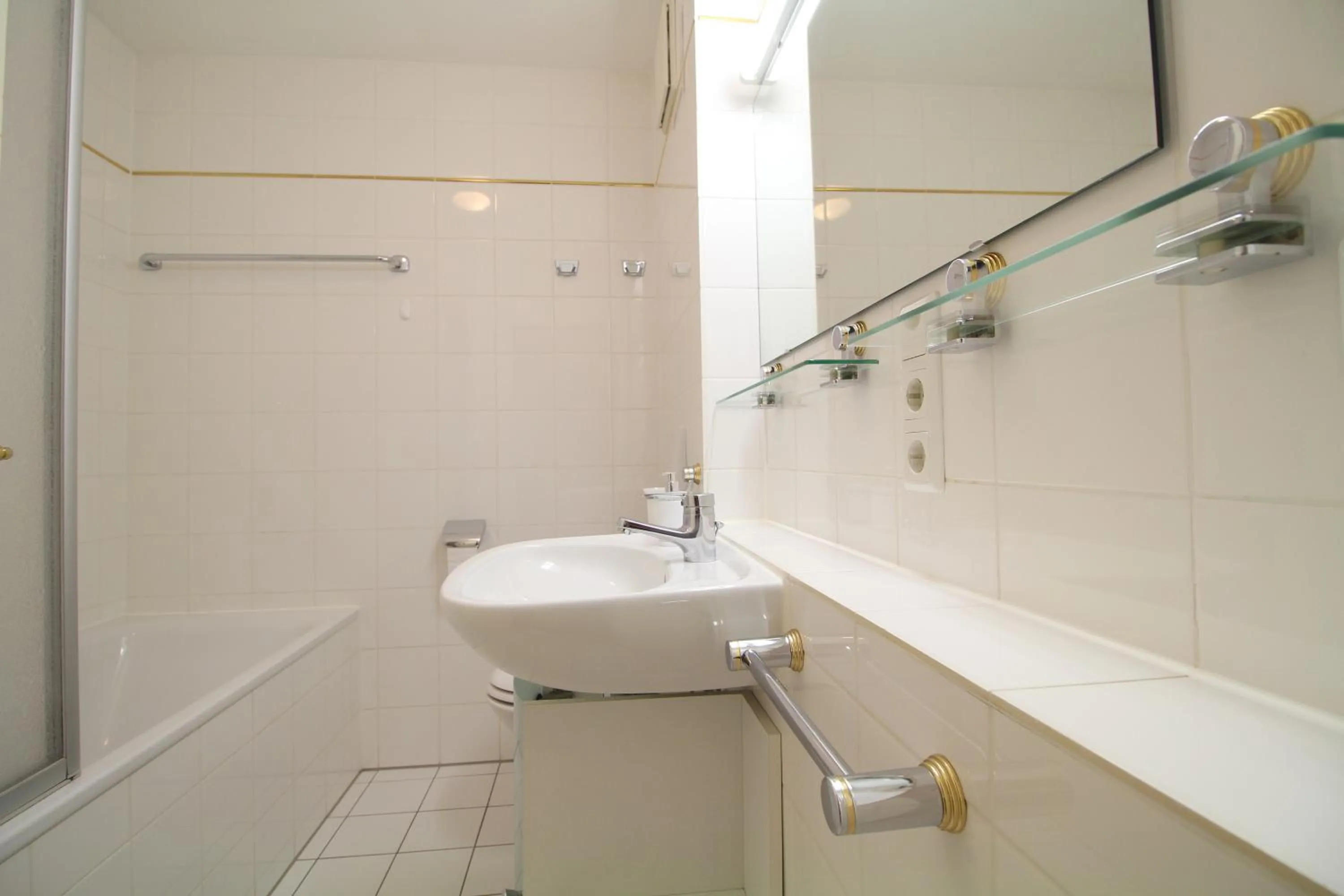 Bathroom in FeWo Gudrun