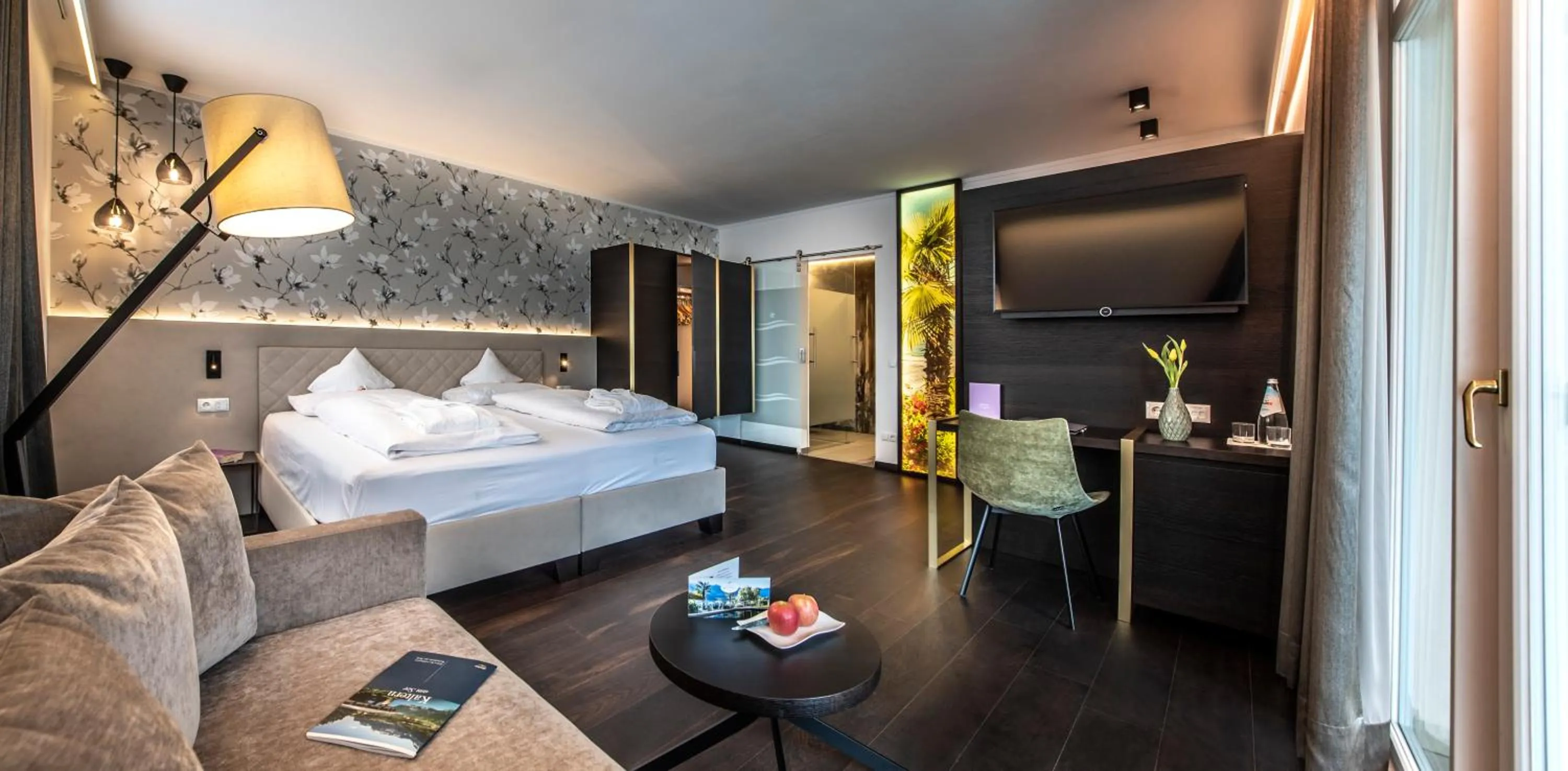 Decorative detail, Bed in Parc Hotel Am See