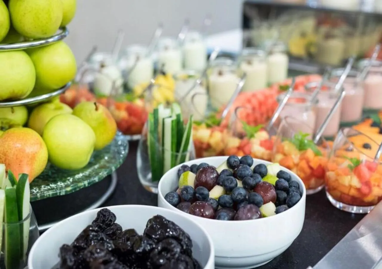 Restaurant/places to eat in The Envoy Hotel Abuja