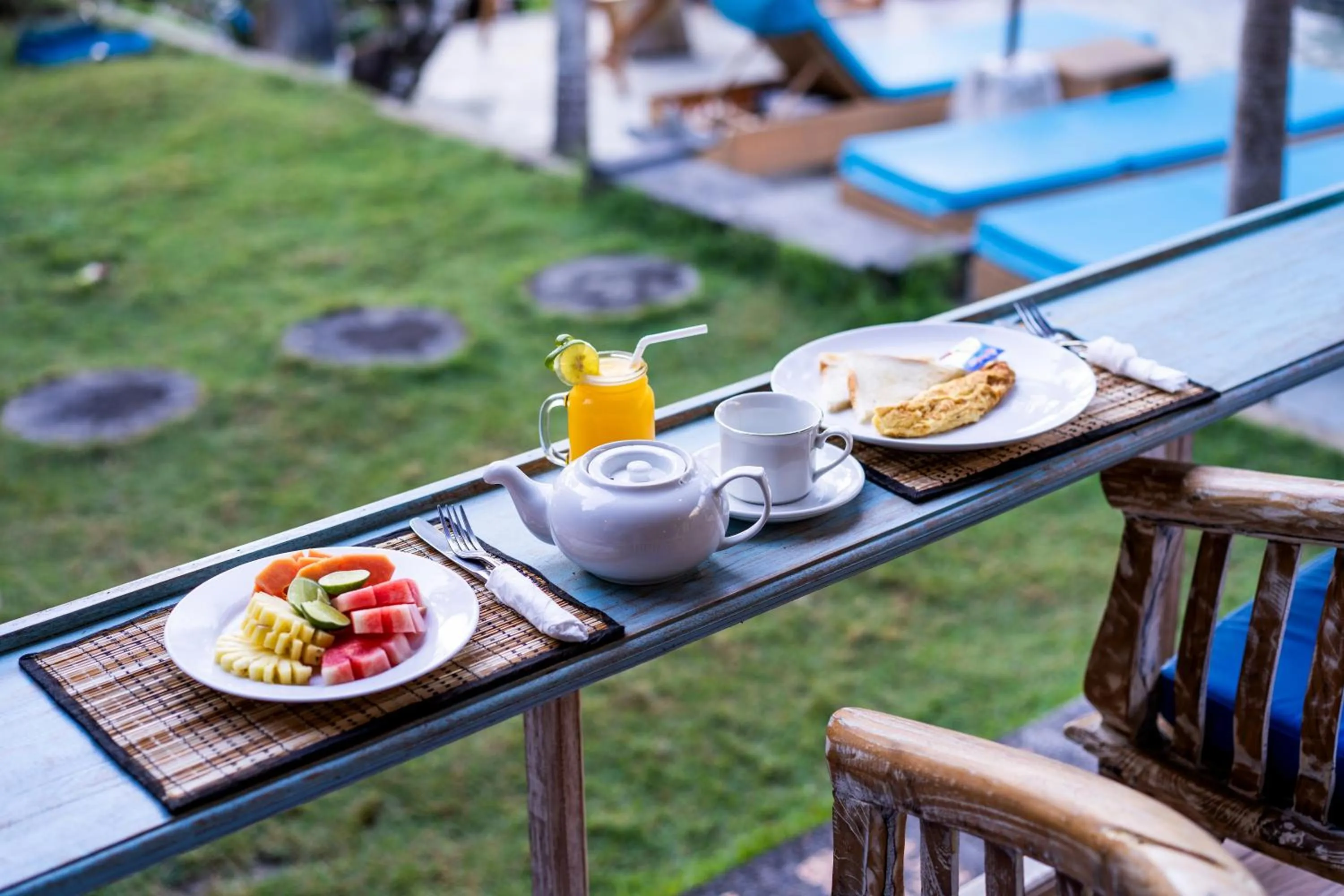 Asian breakfast in Song Lambung Beach Huts