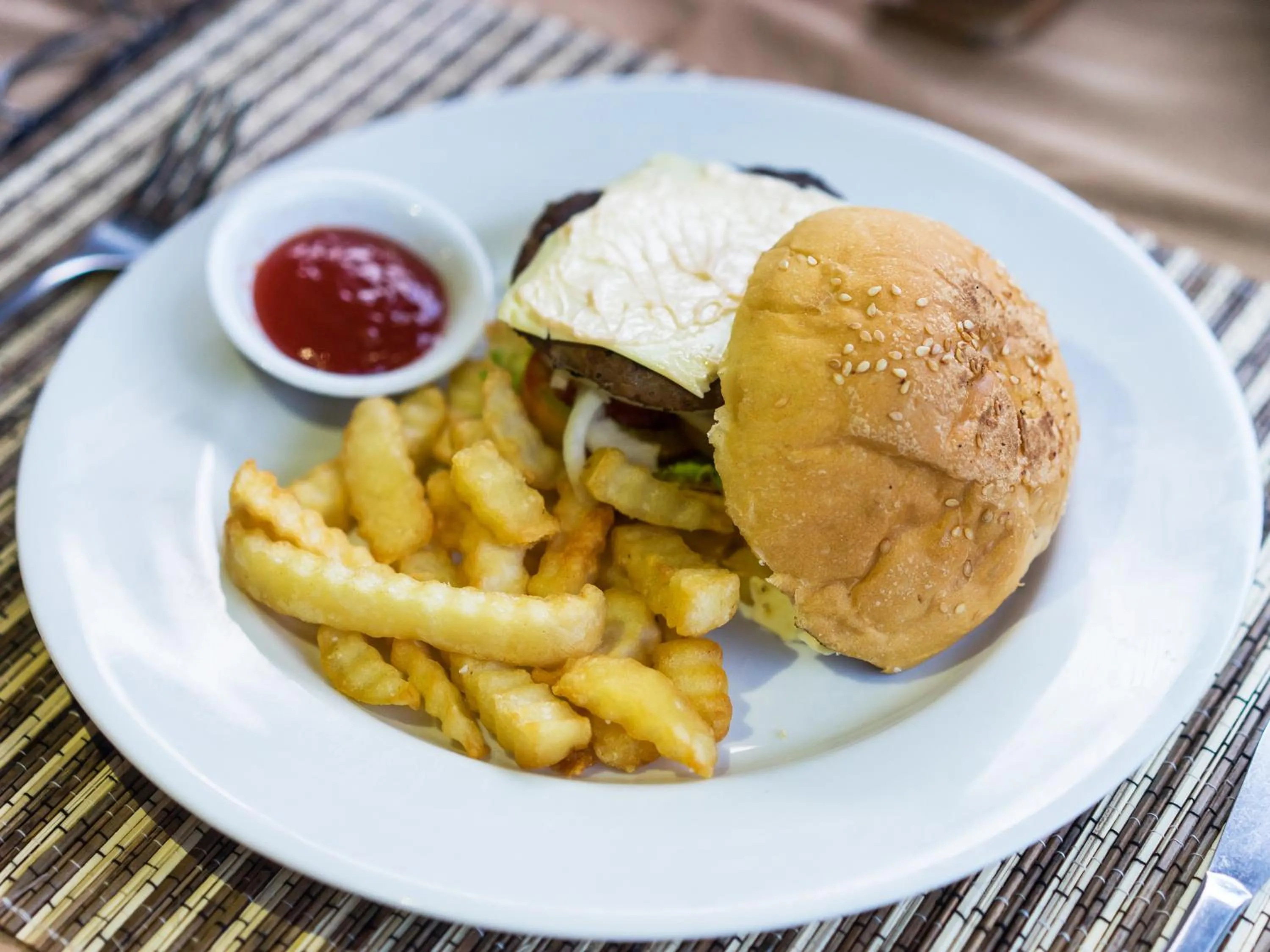 Lunch in Song Lambung Beach Huts