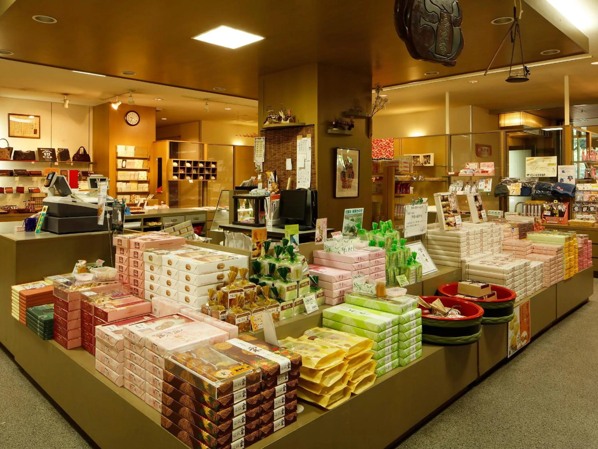 Area and facilities in Hana to Hana