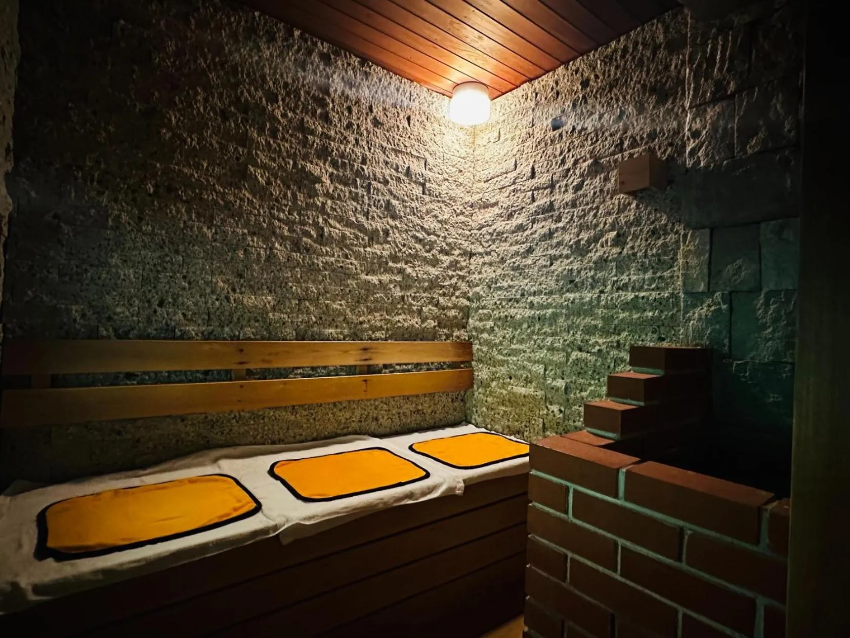 Sauna in Hana to Hana