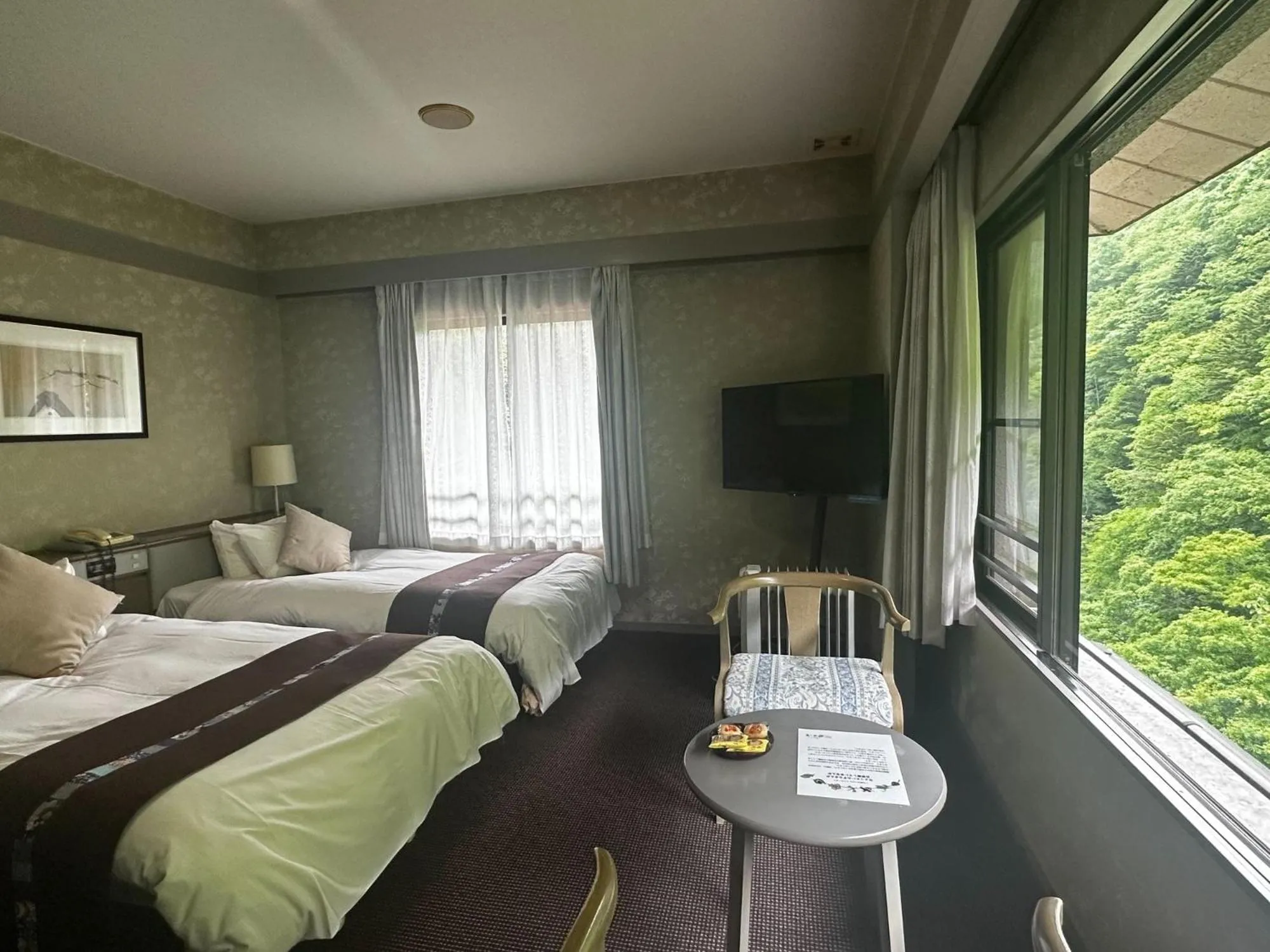 Bedroom in Hana to Hana