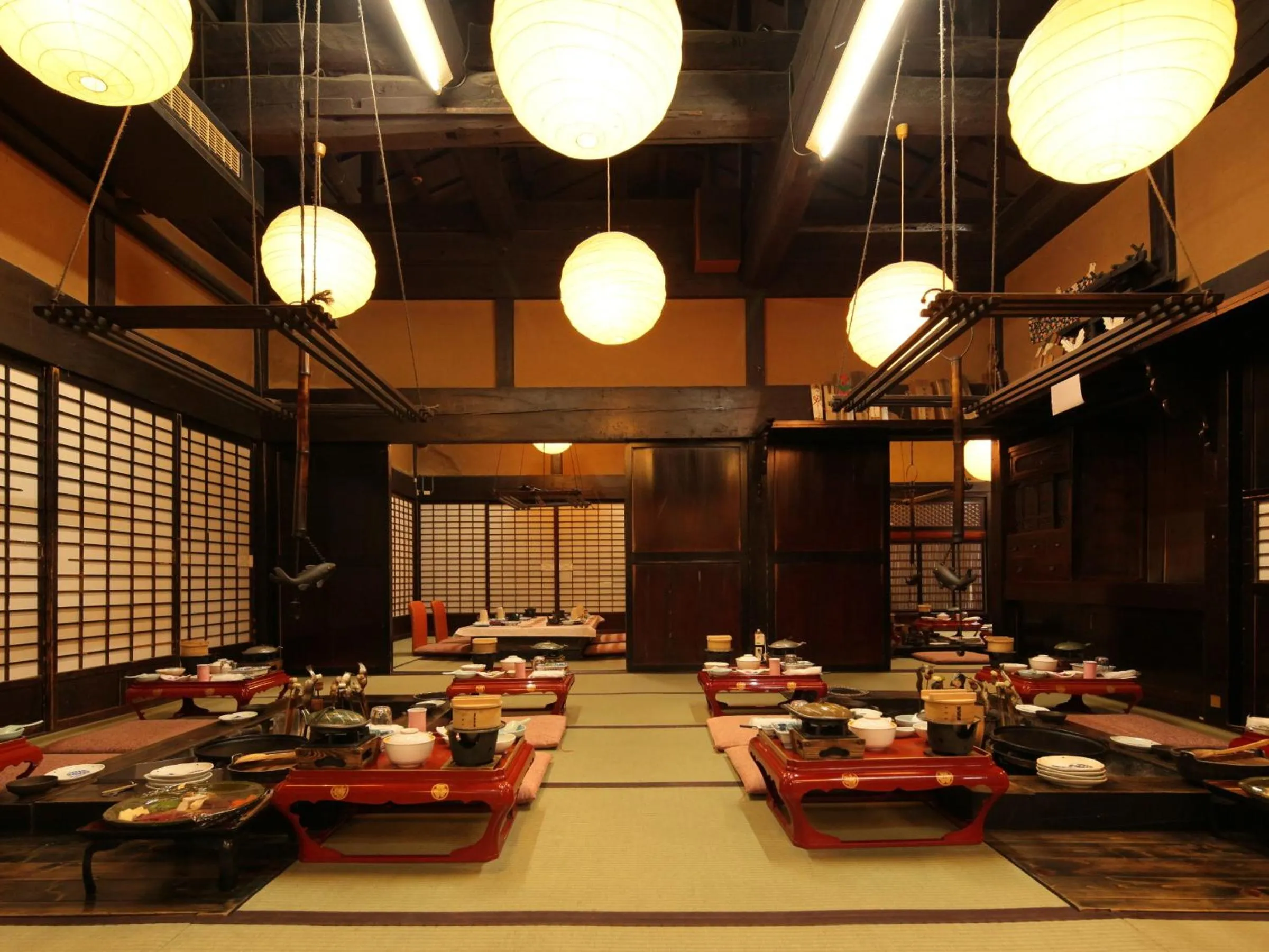 Restaurant/places to eat in Hana to Hana