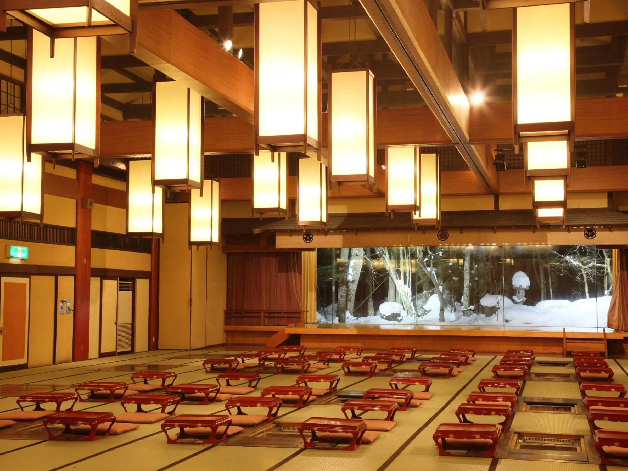 Restaurant/places to eat in Hana to Hana