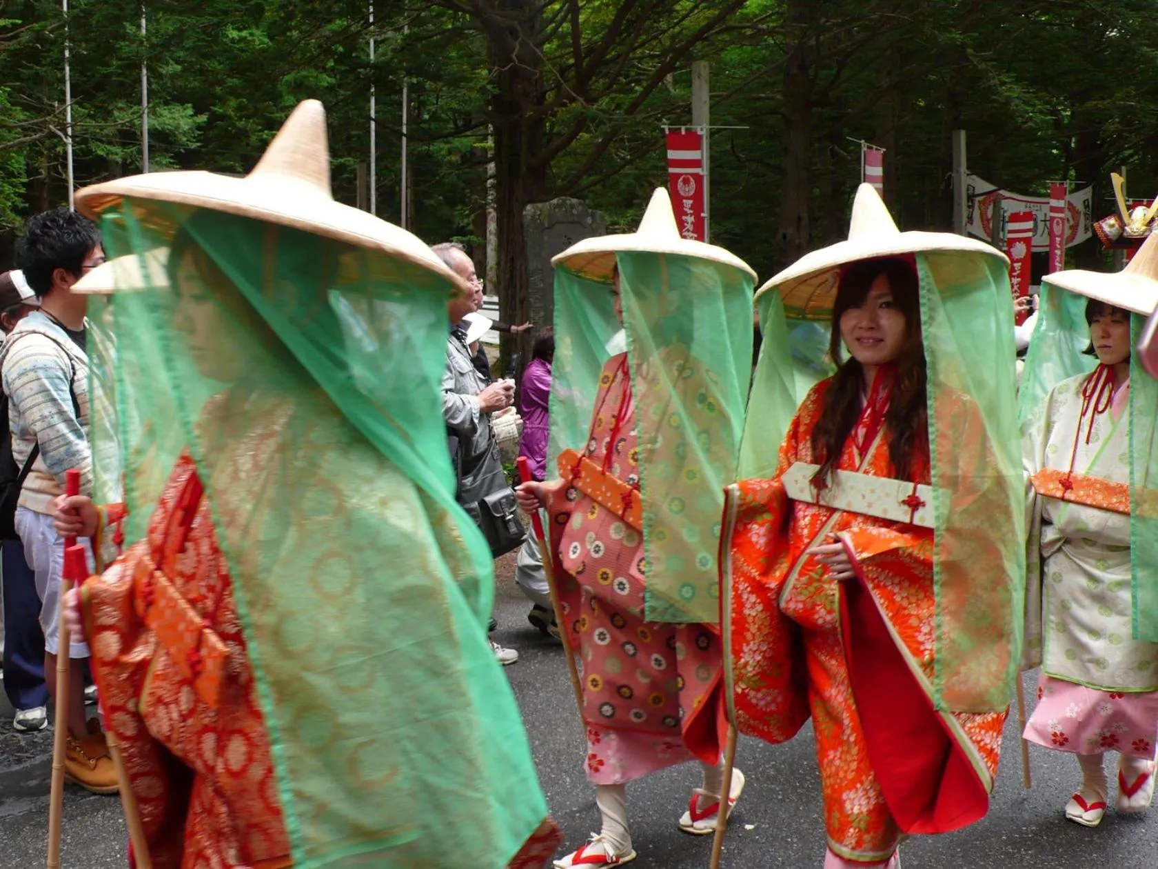 People in Hana to Hana