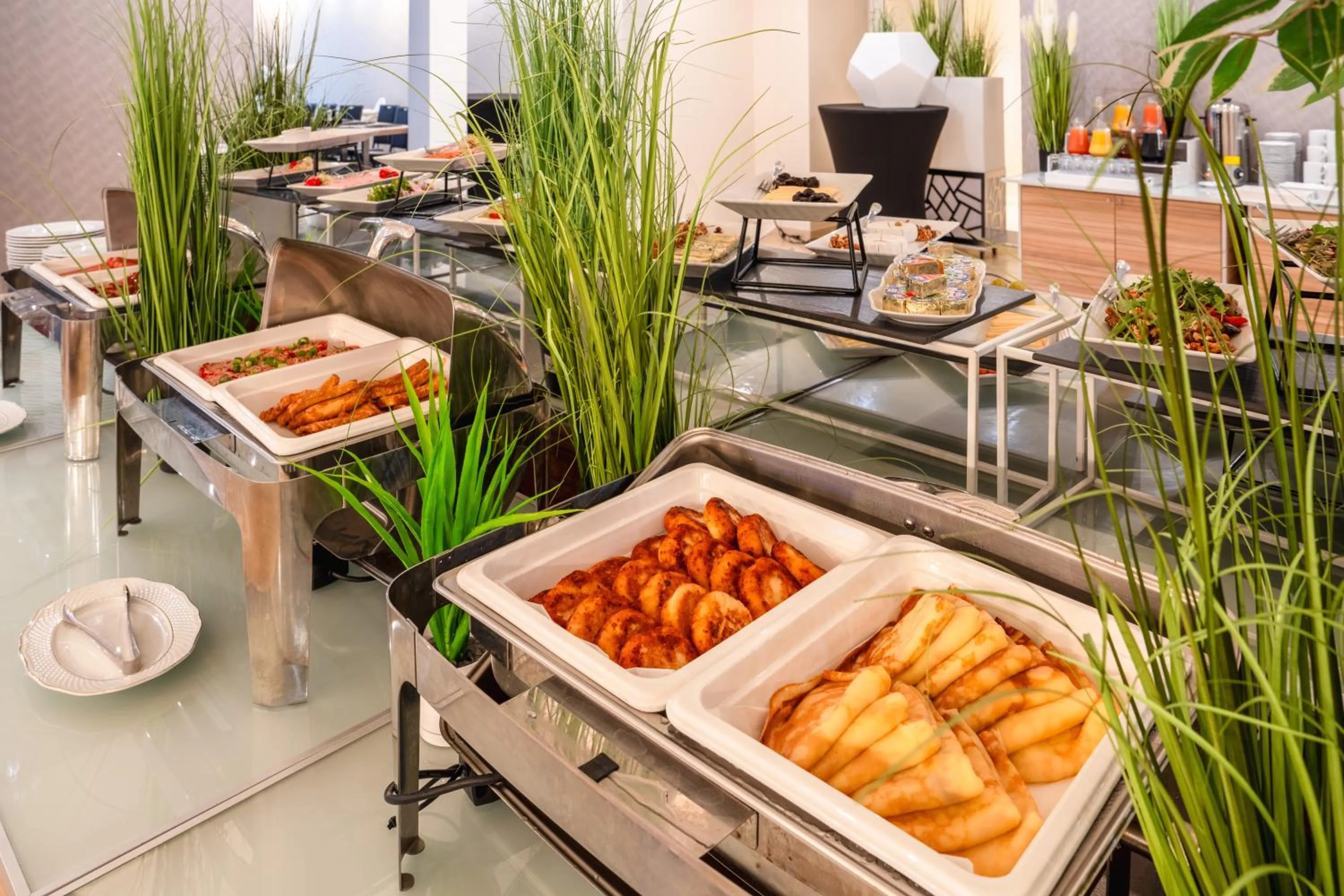 Buffet breakfast in Green Garden Hotel