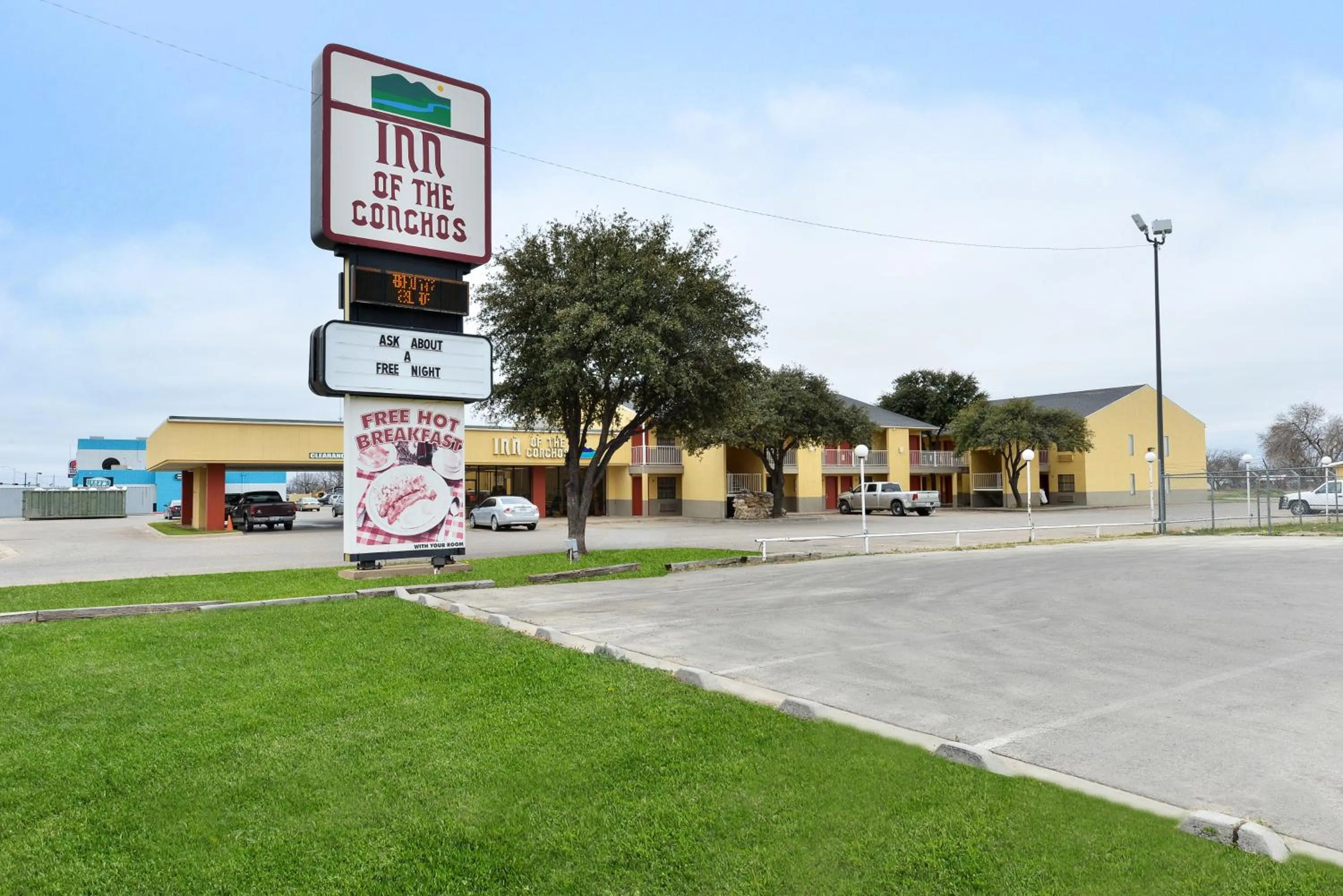 Facade/entrance in Inn of the Conchos