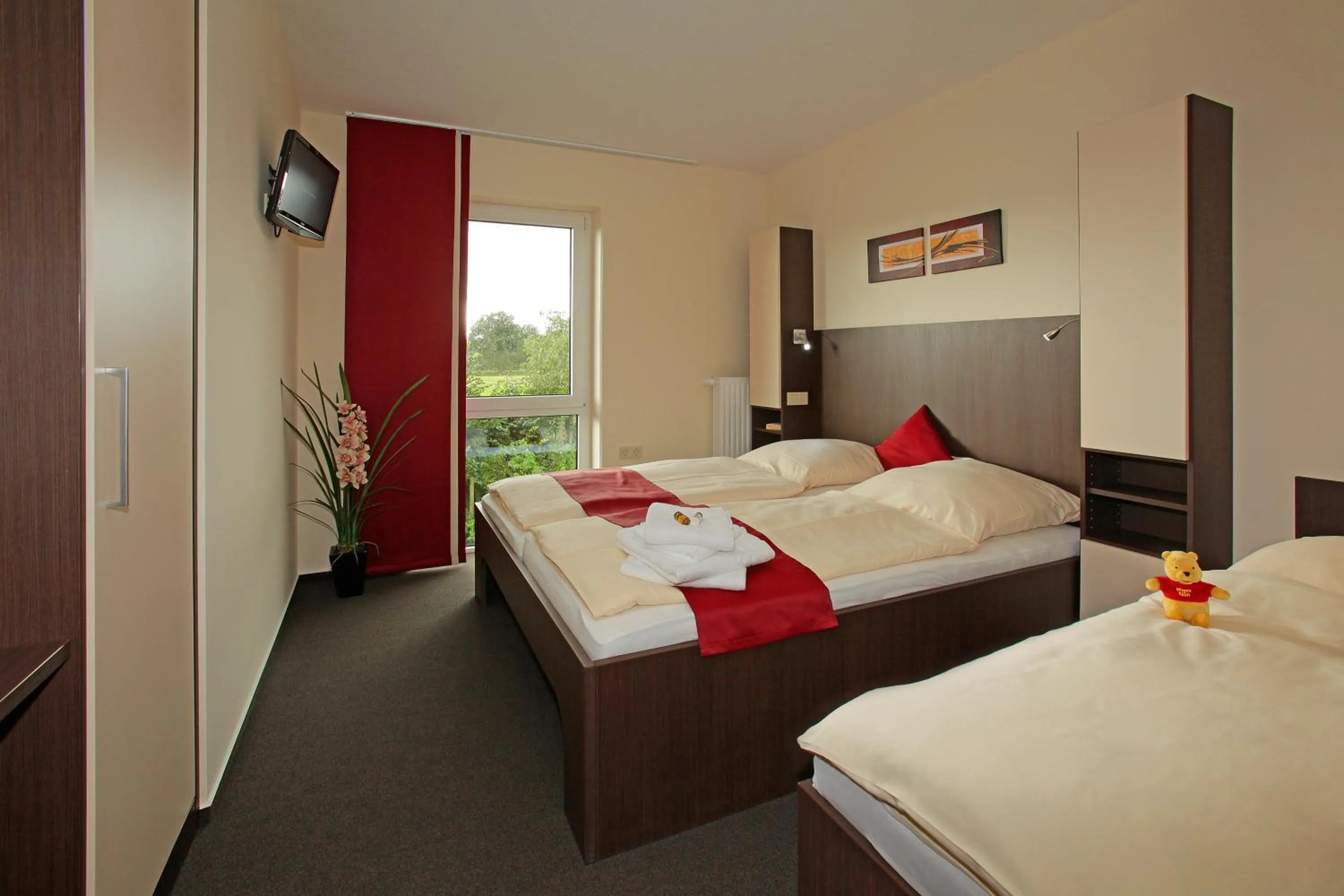 Photo of the whole room, Bed in Arena Hotel