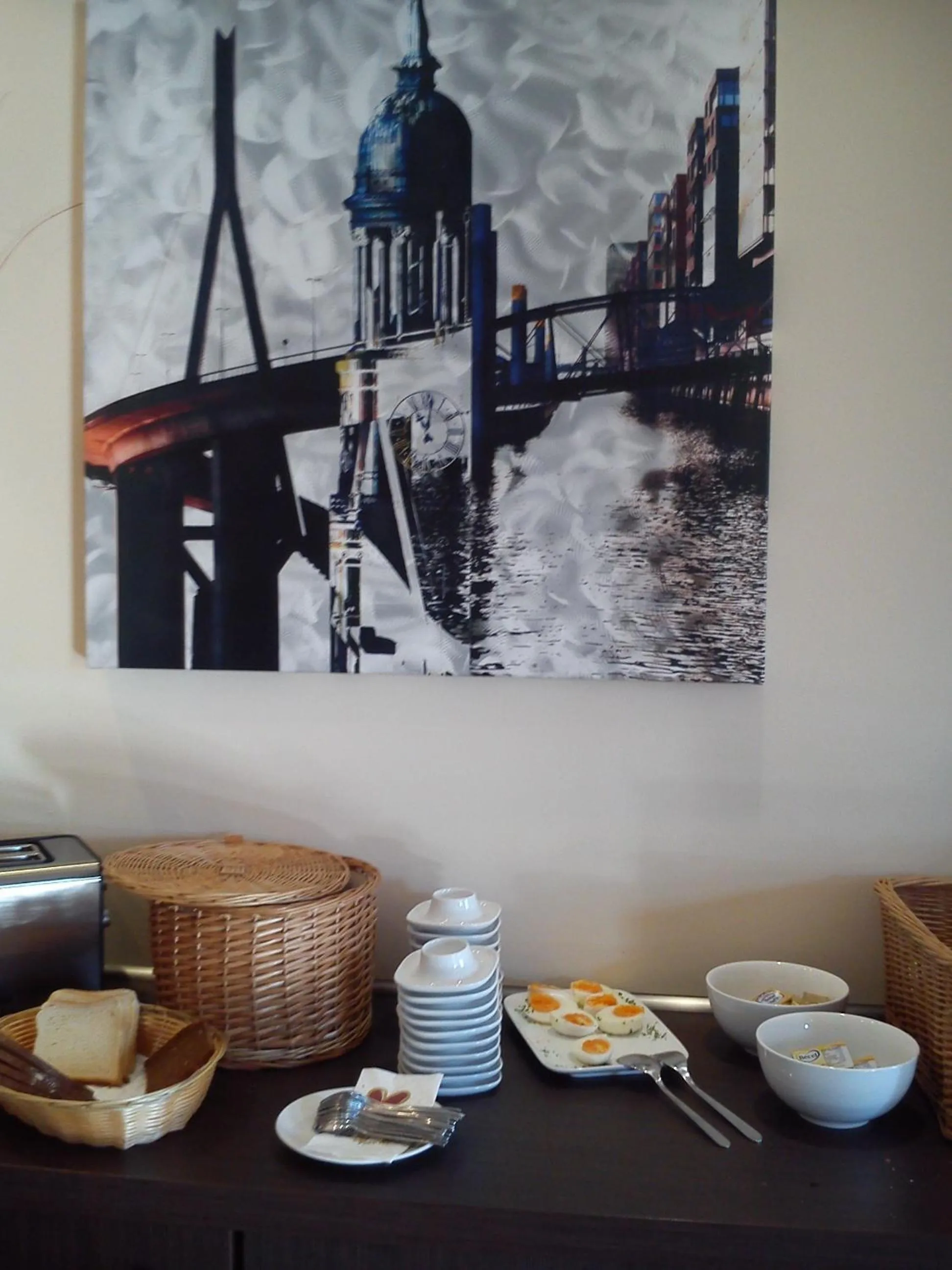 Food and drinks in Arena Hotel