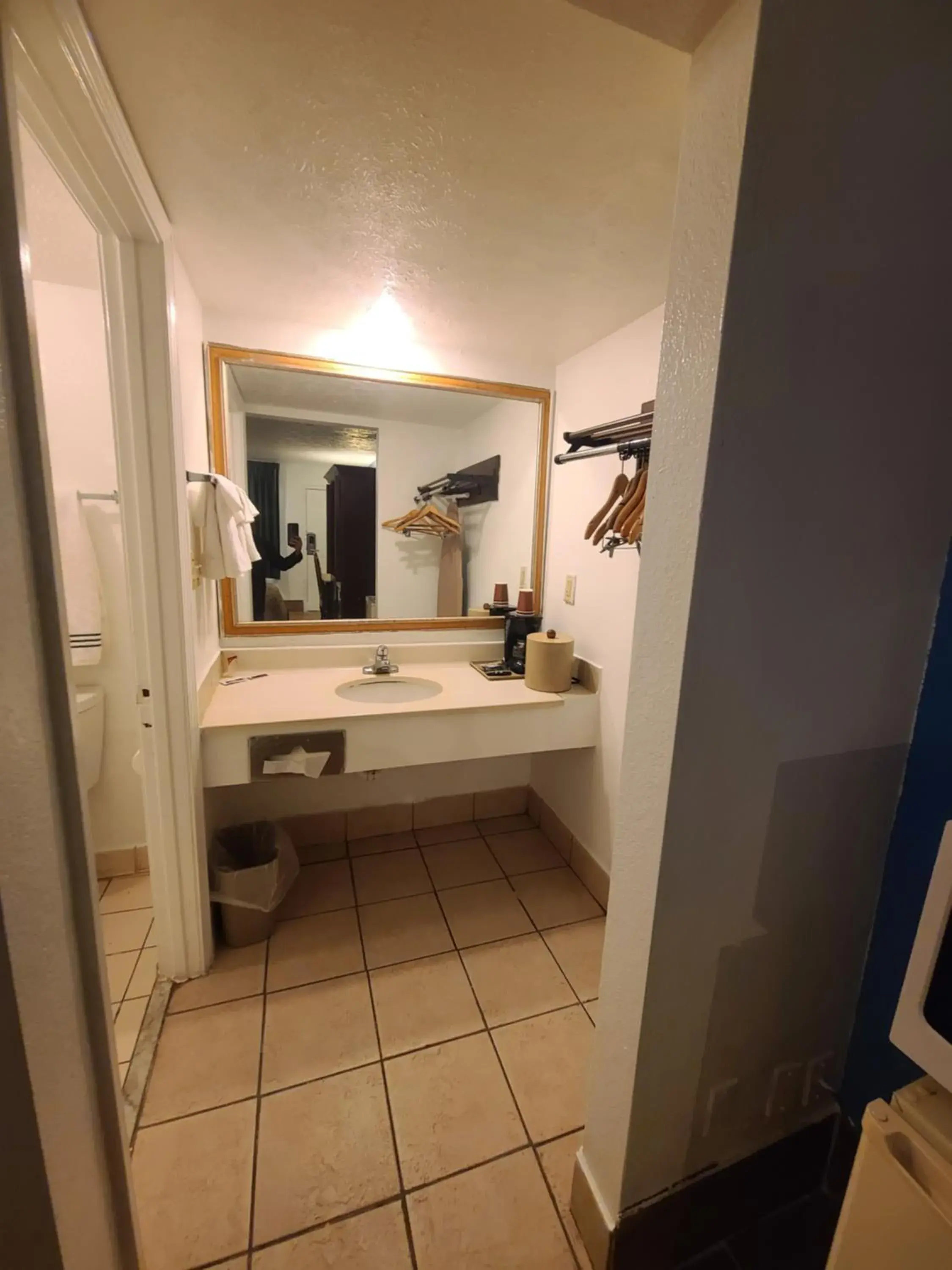 King Room - Non-Smoking in Garden Inn and Extended Stay King Room - Non-Smoking in Garden Inn and Extended Stay