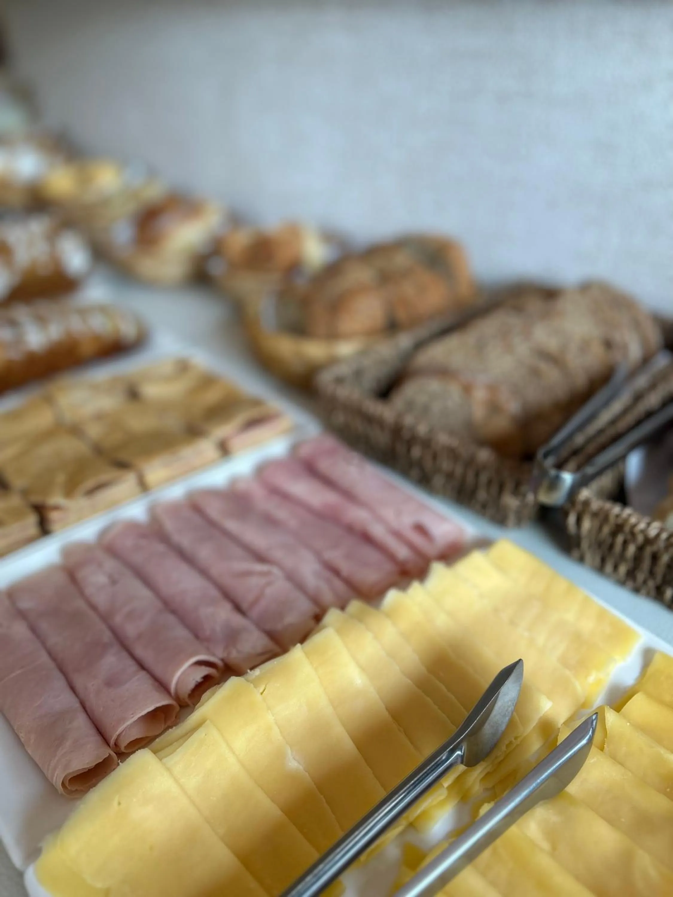 Buffet breakfast in Hotel Tamariz