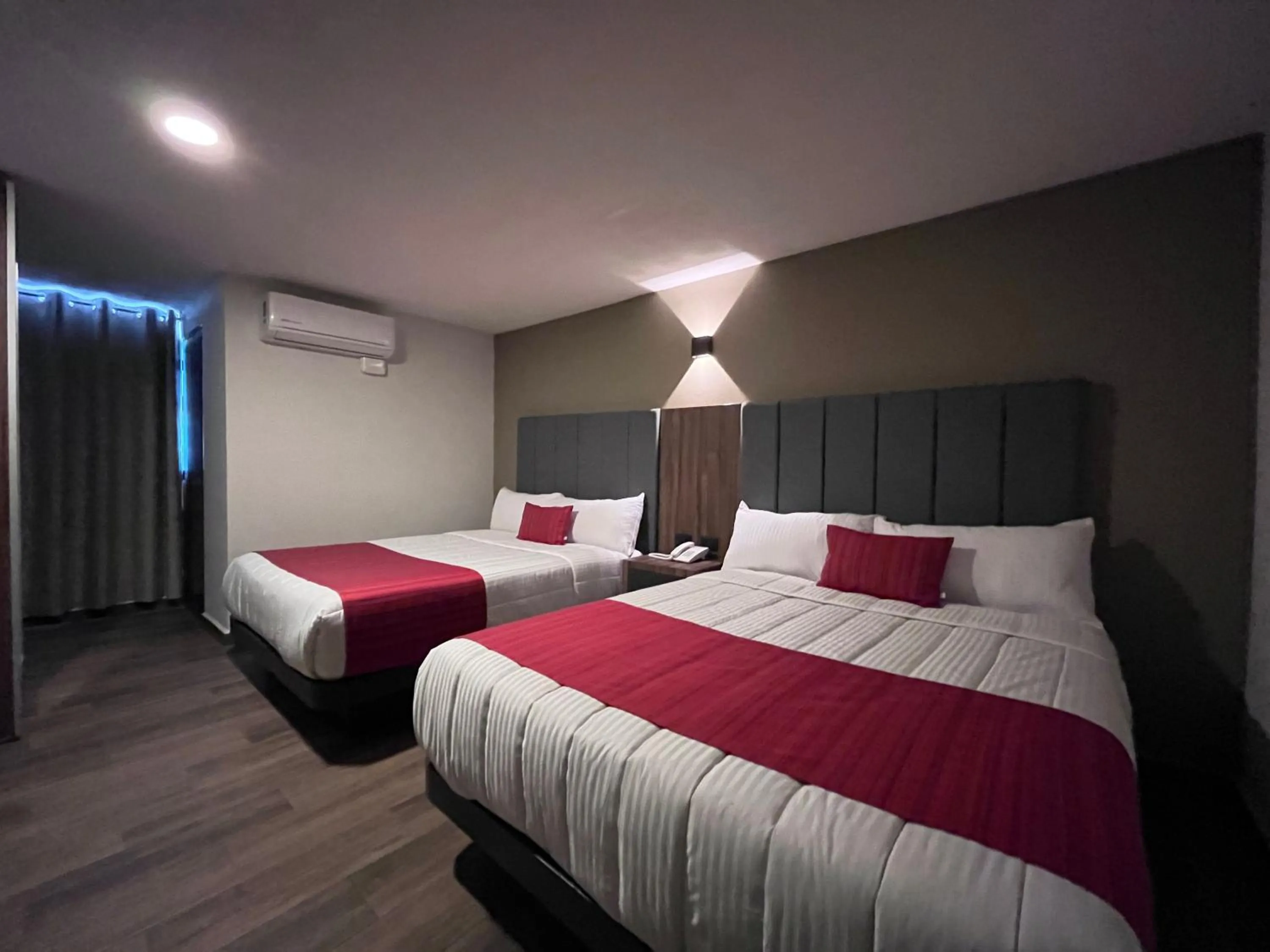 Bed in Hotel Granada