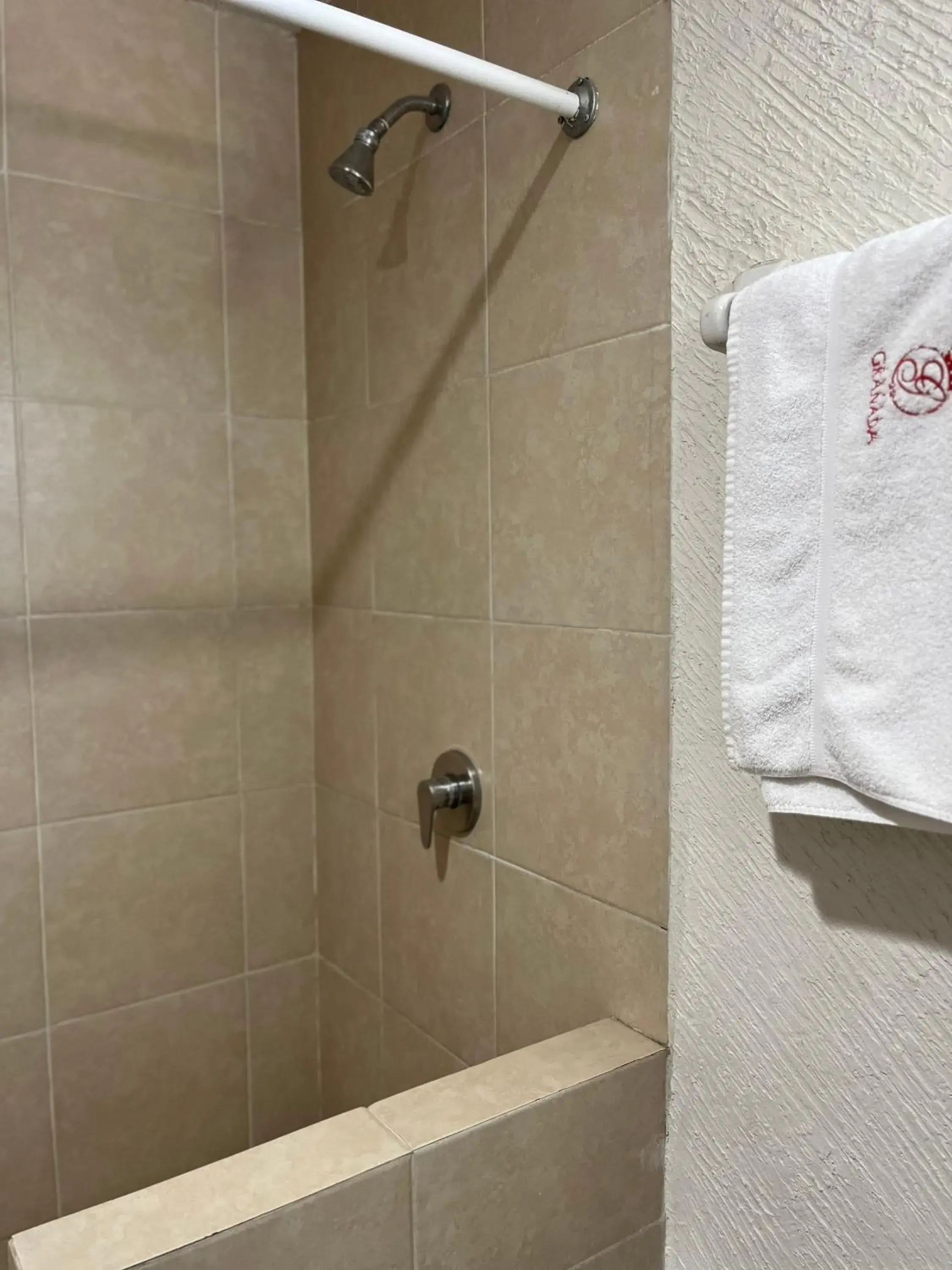 Standard Twin Room - single occupancy in Hotel Granada Standard Twin Room - single occupancy in Hotel Granada