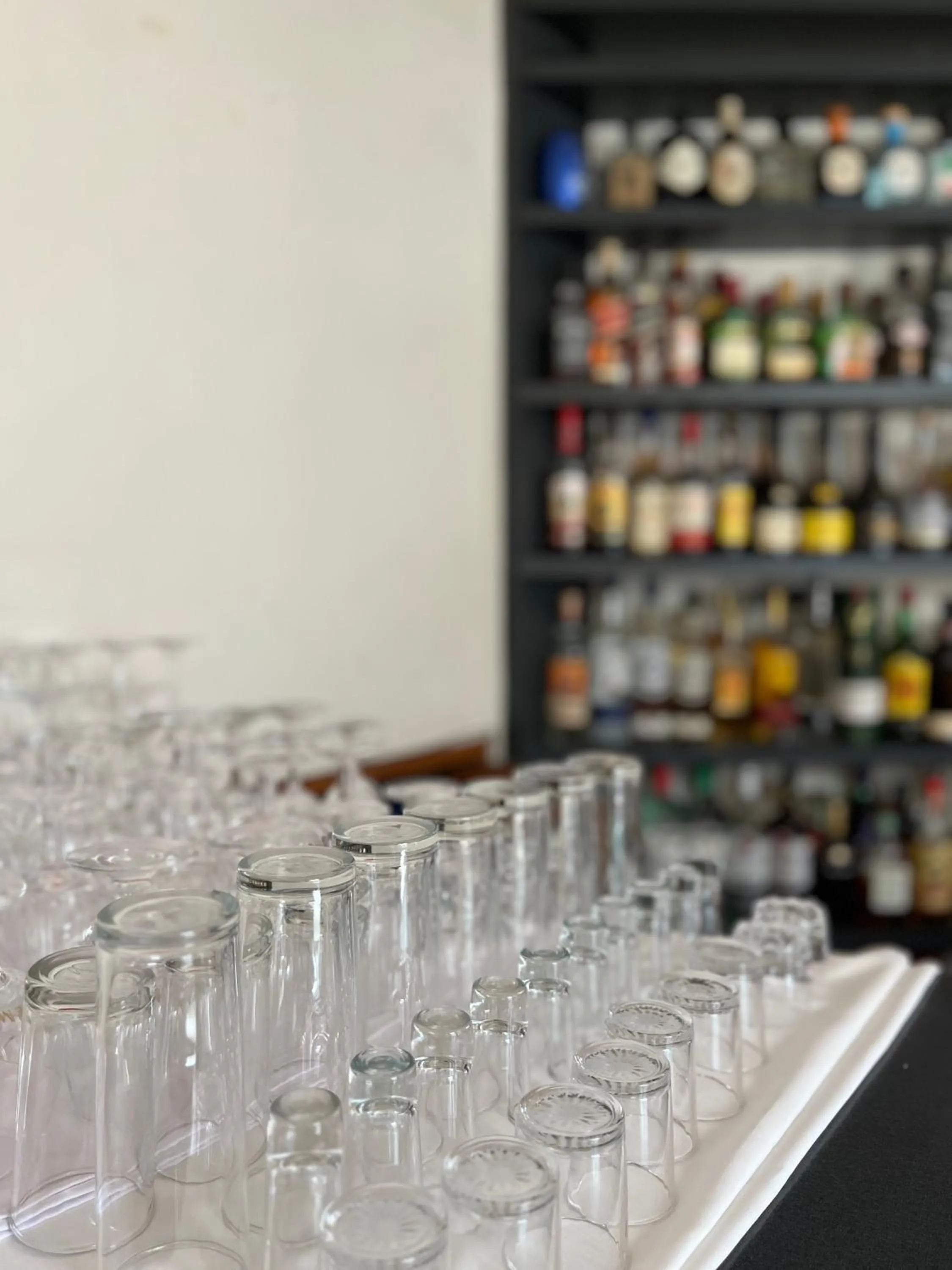 Restaurant/places to eat in Hotel Granada