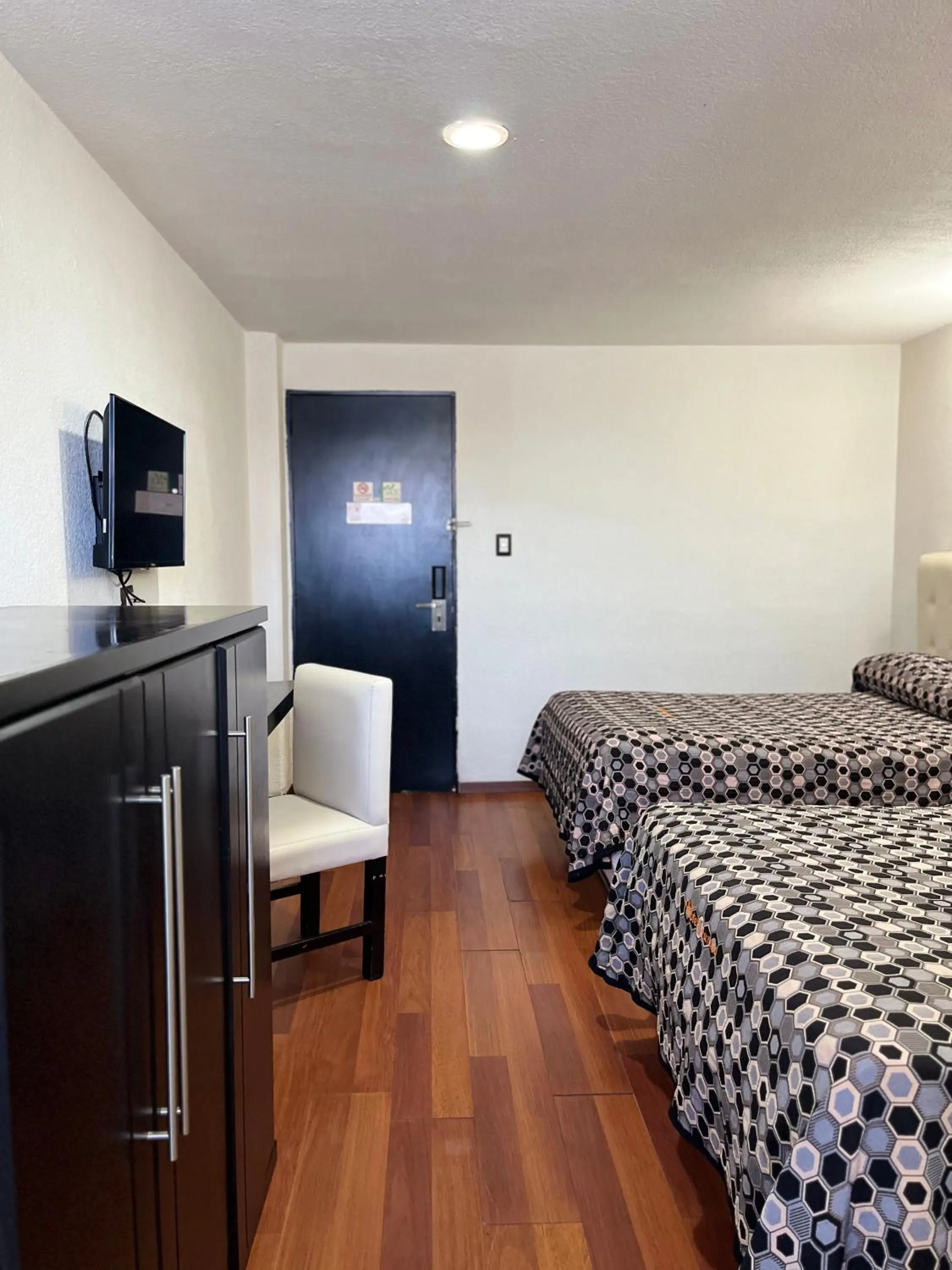 Bed in Hotel Granada