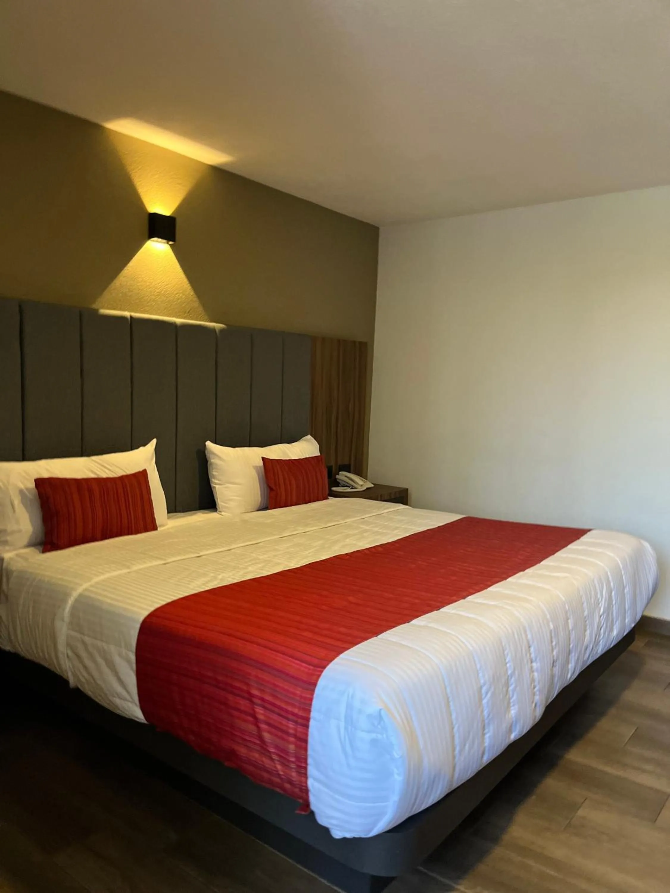 Bed in Hotel Granada