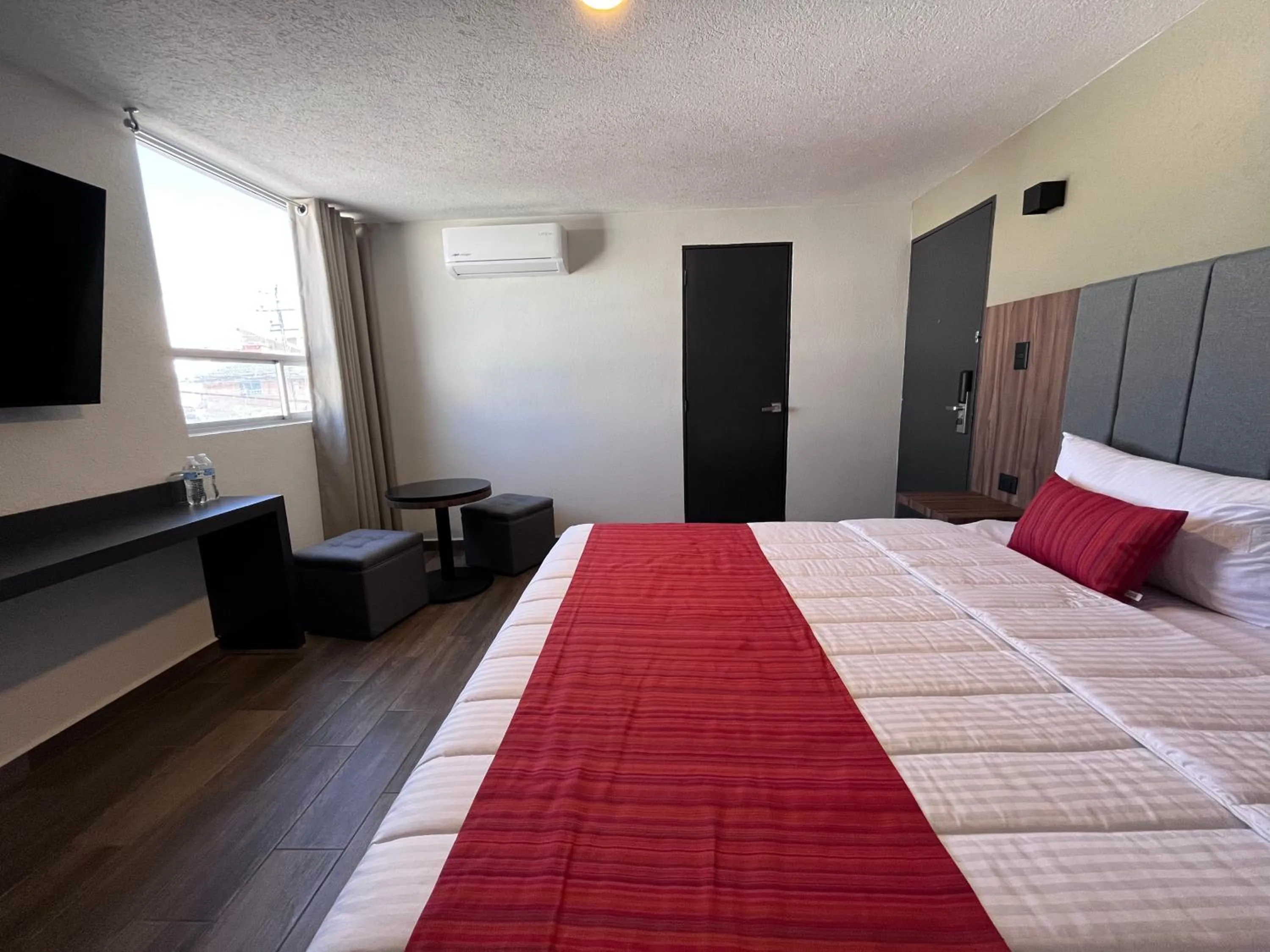 Bed in Hotel Granada