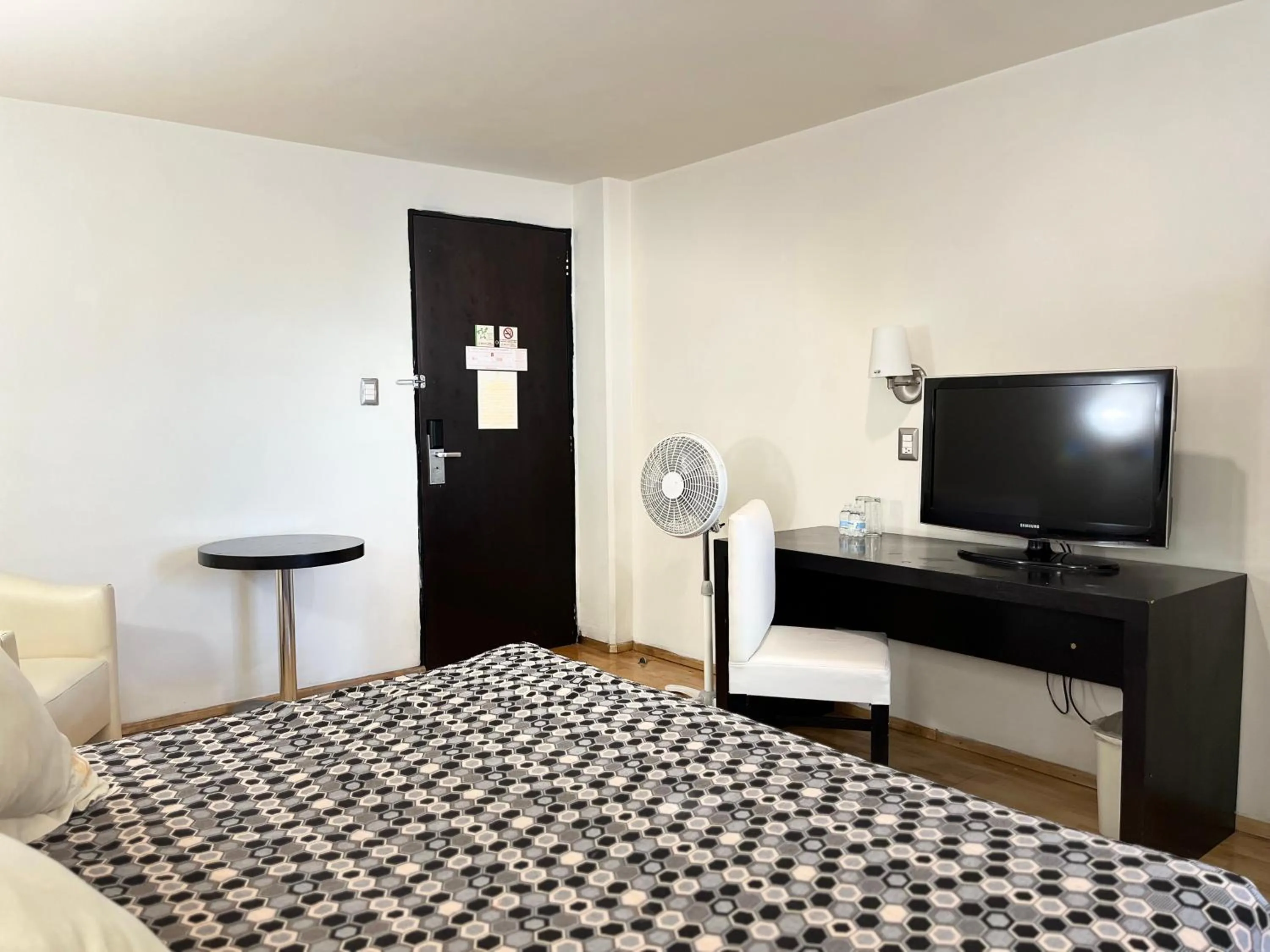 Bed in Hotel Granada