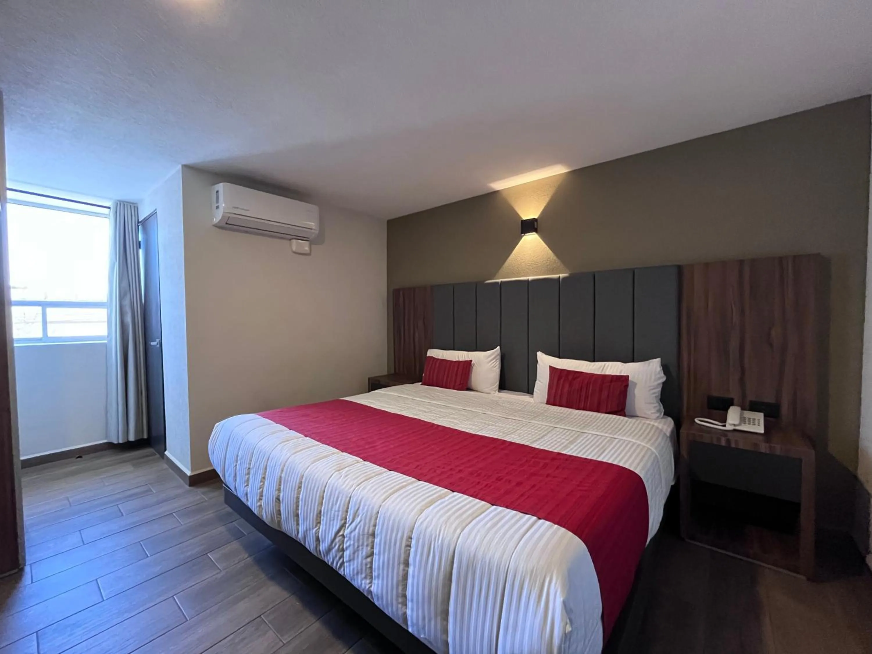 Bed in Hotel Granada