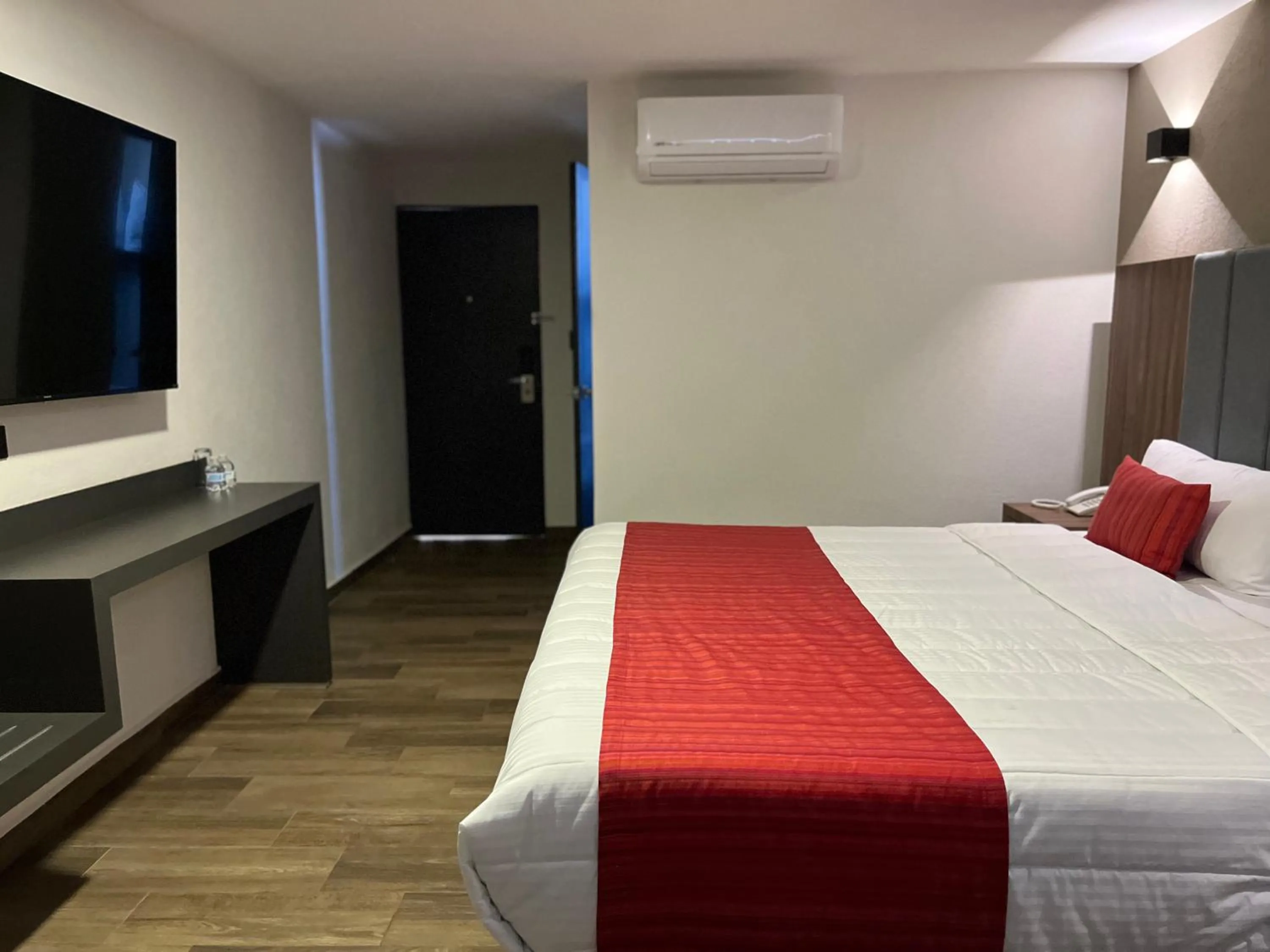 Bed in Hotel Granada