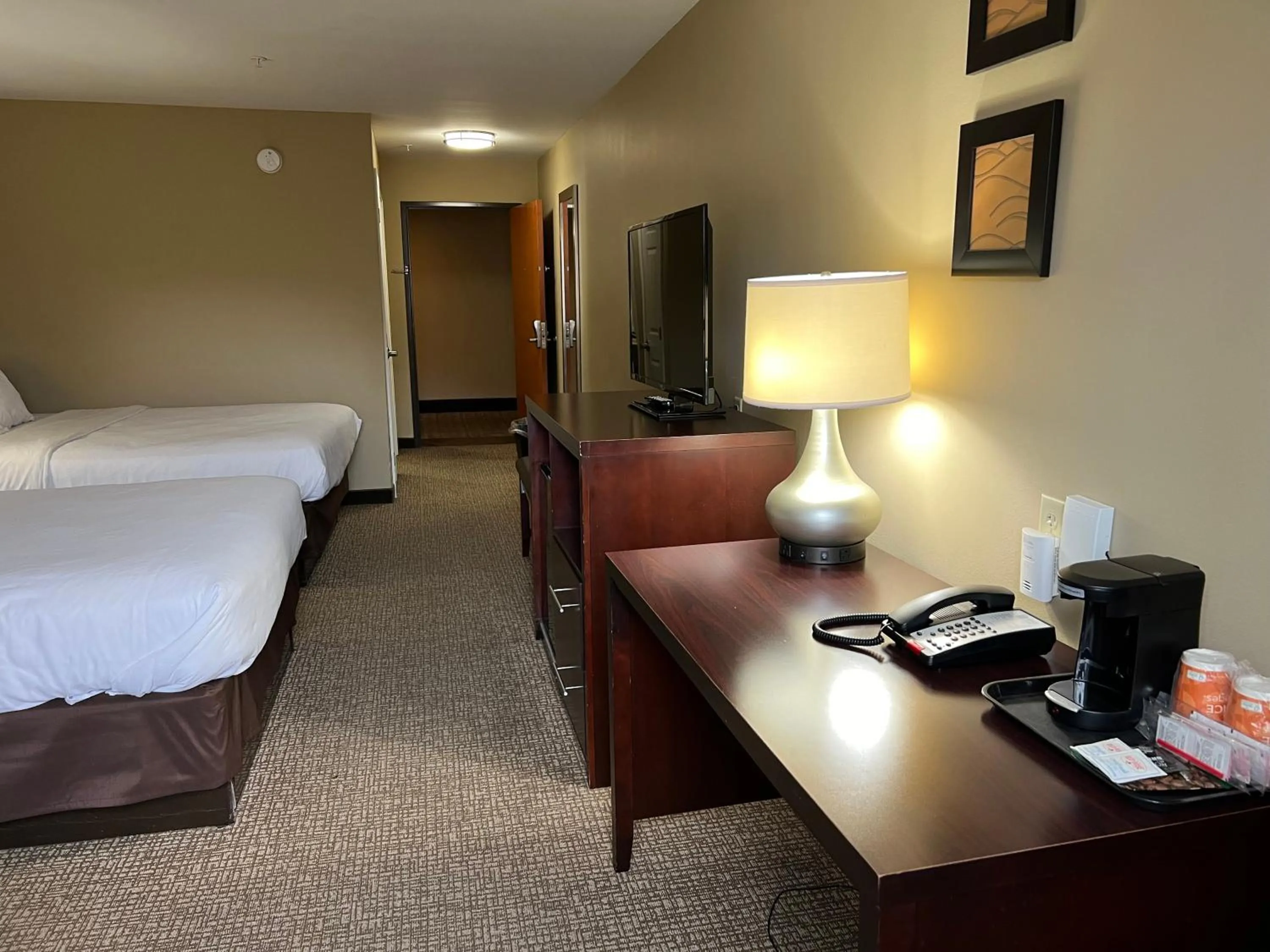 Bed in Comfort Inn and Suites Manheim