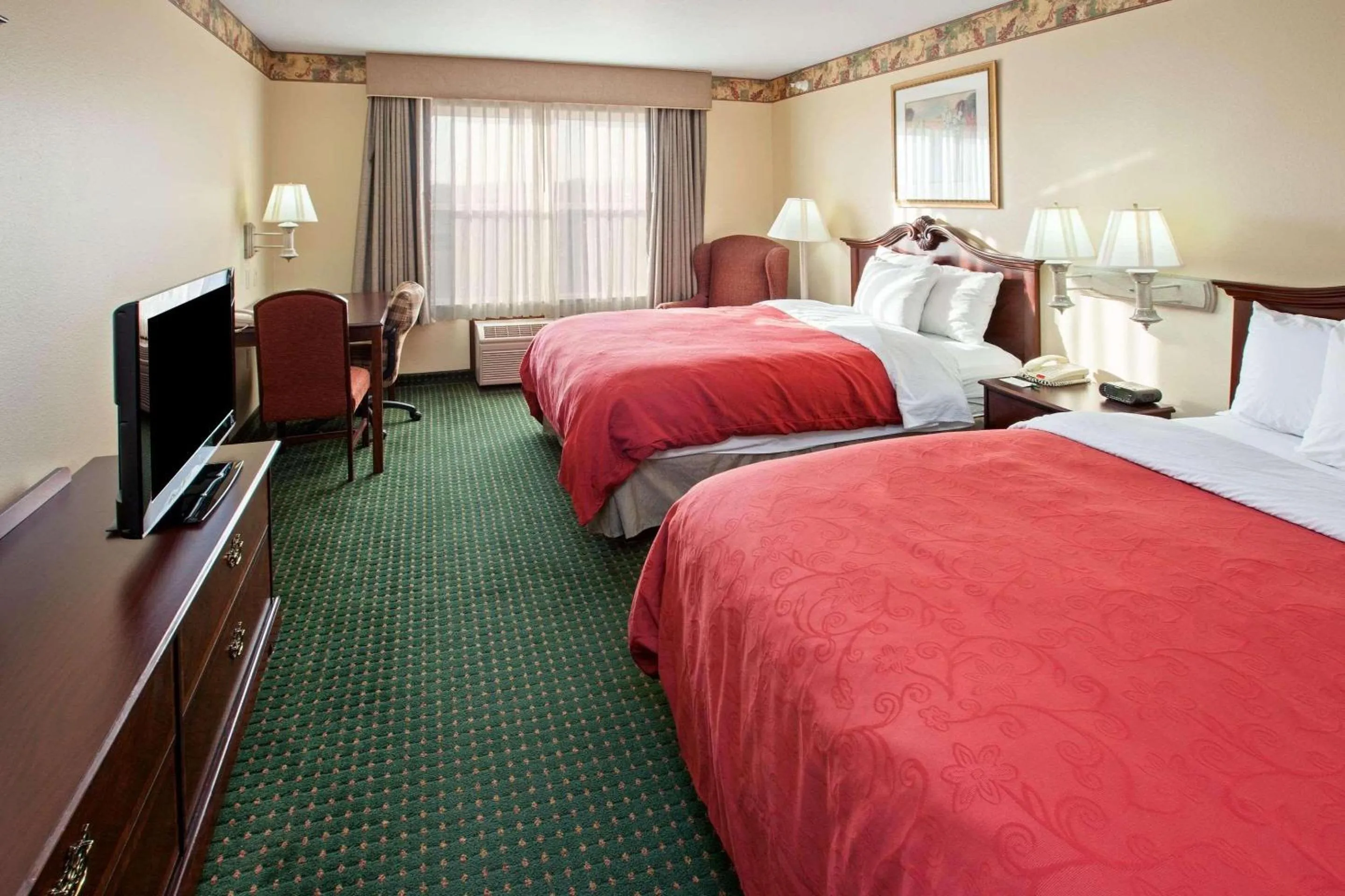 Bedroom, Bed in Country Inn & Suites by Radisson, Elkhart North, IN