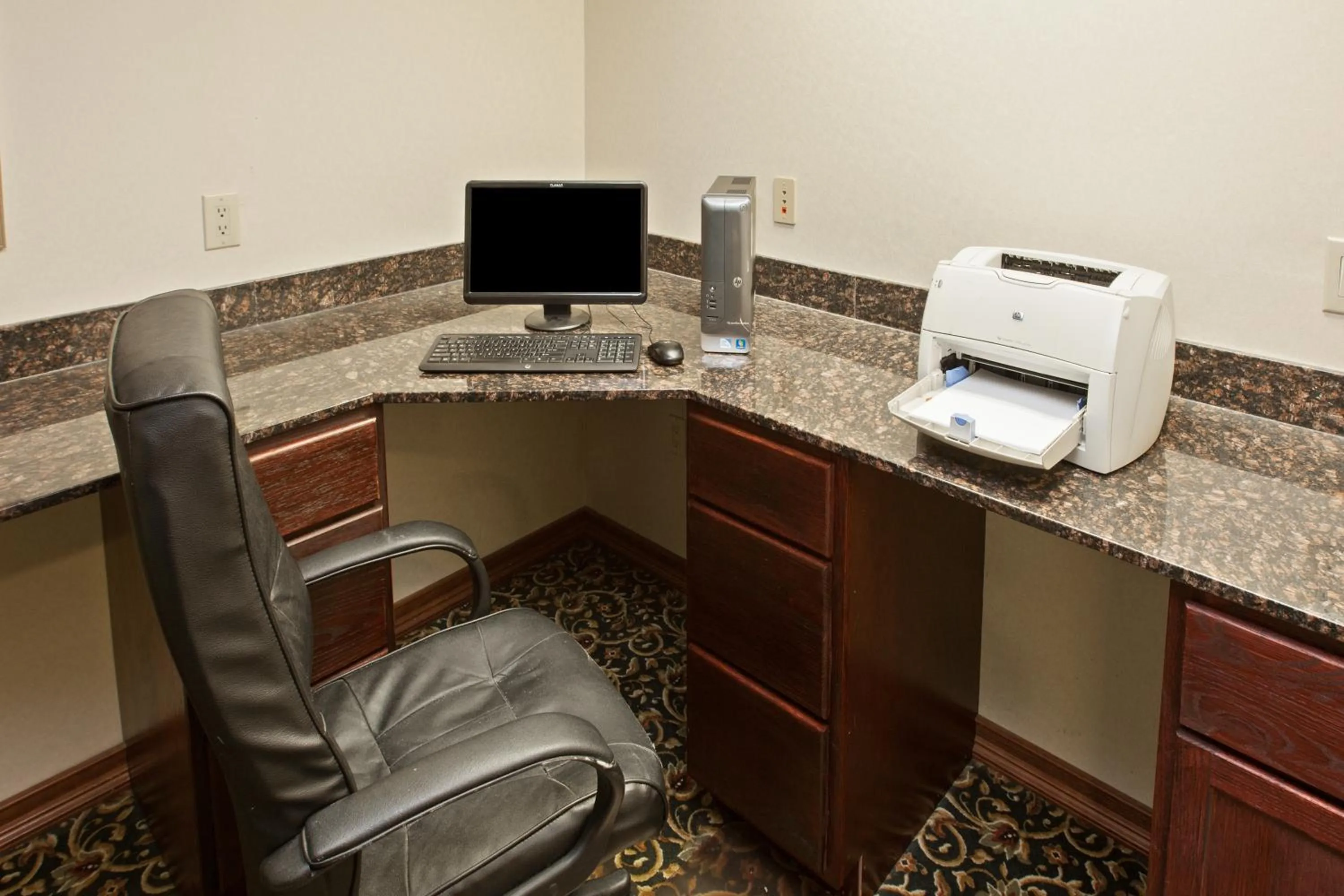 Area and facilities in Country Inn & Suites by Radisson, Elkhart North, IN