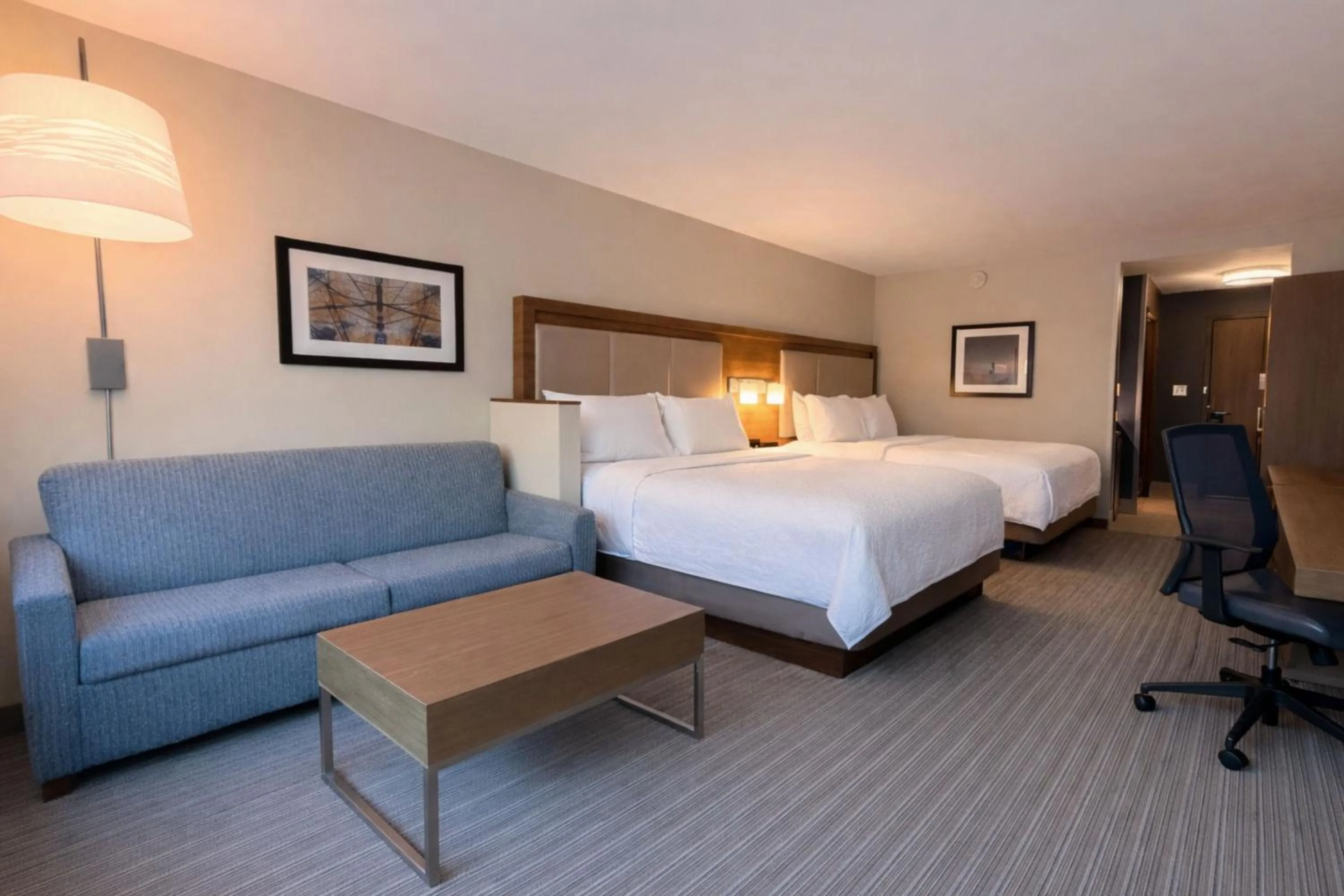 Bedroom, Bed in Holiday Inn Express & Suites Charlotte - Ballantyne by IHG