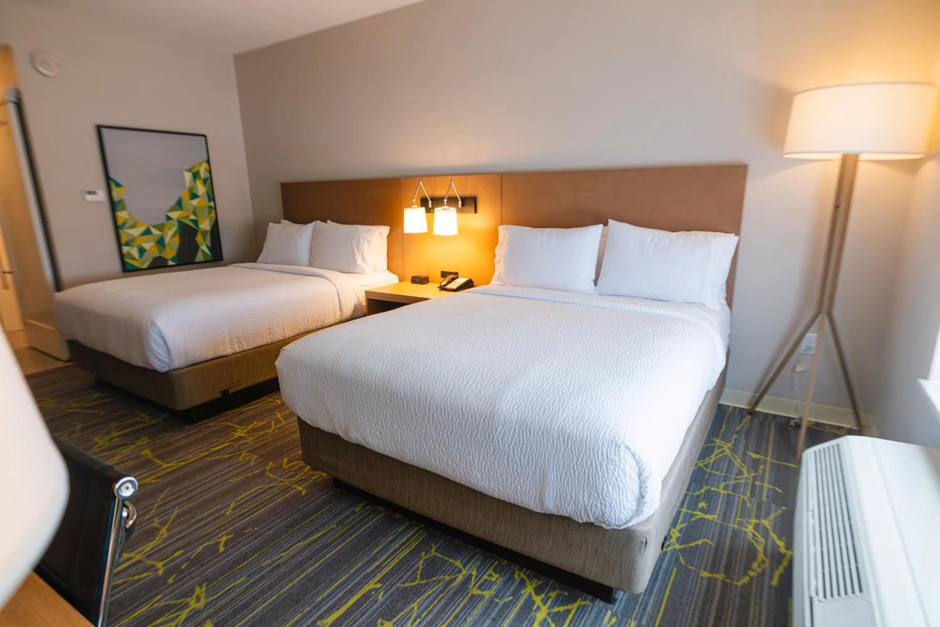 Bedroom, Bed in Holiday Inn & Suites Houston NW - Willowbrook by IHG