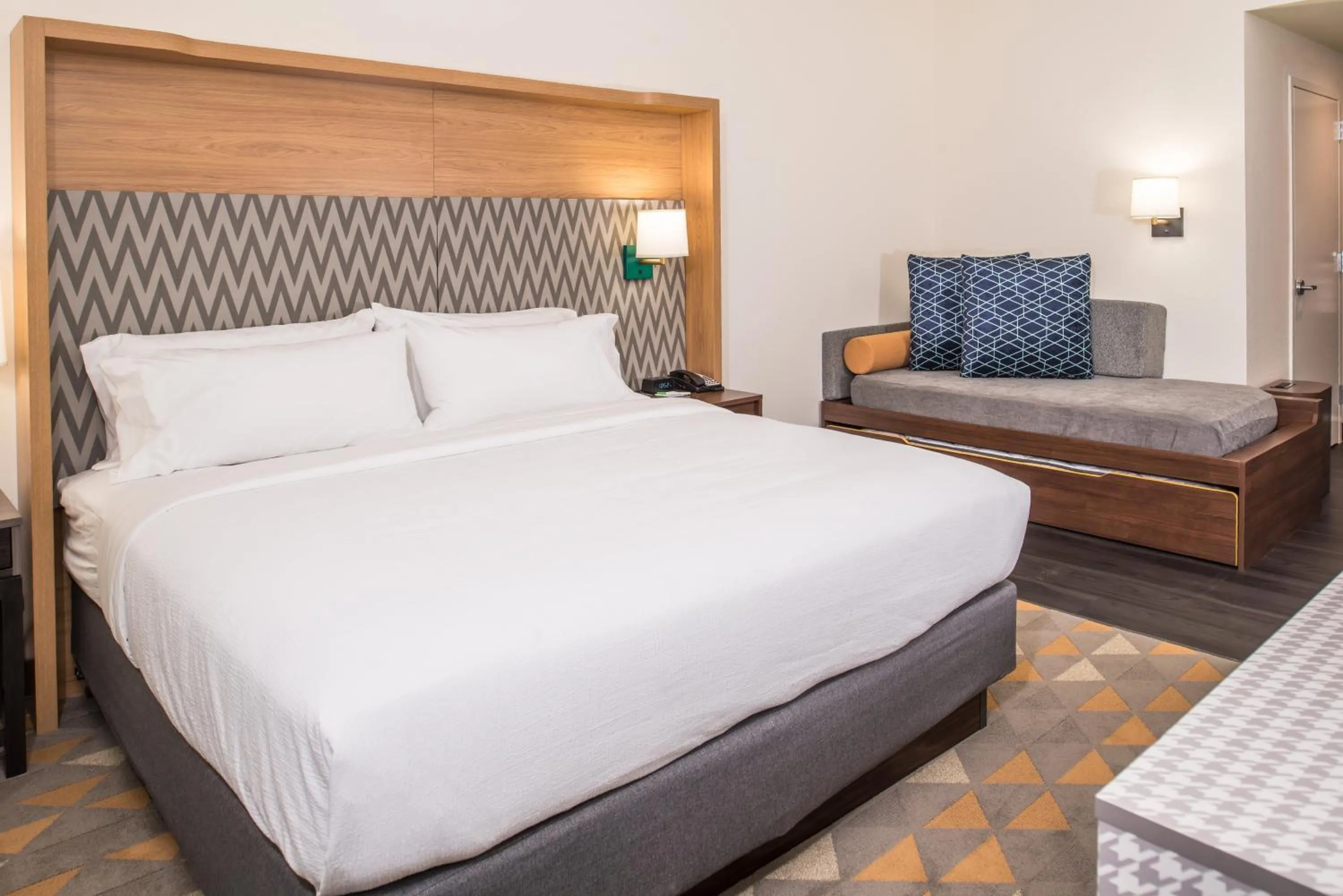 Photo of the whole room, Bed in Holiday Inn Joplin by IHG