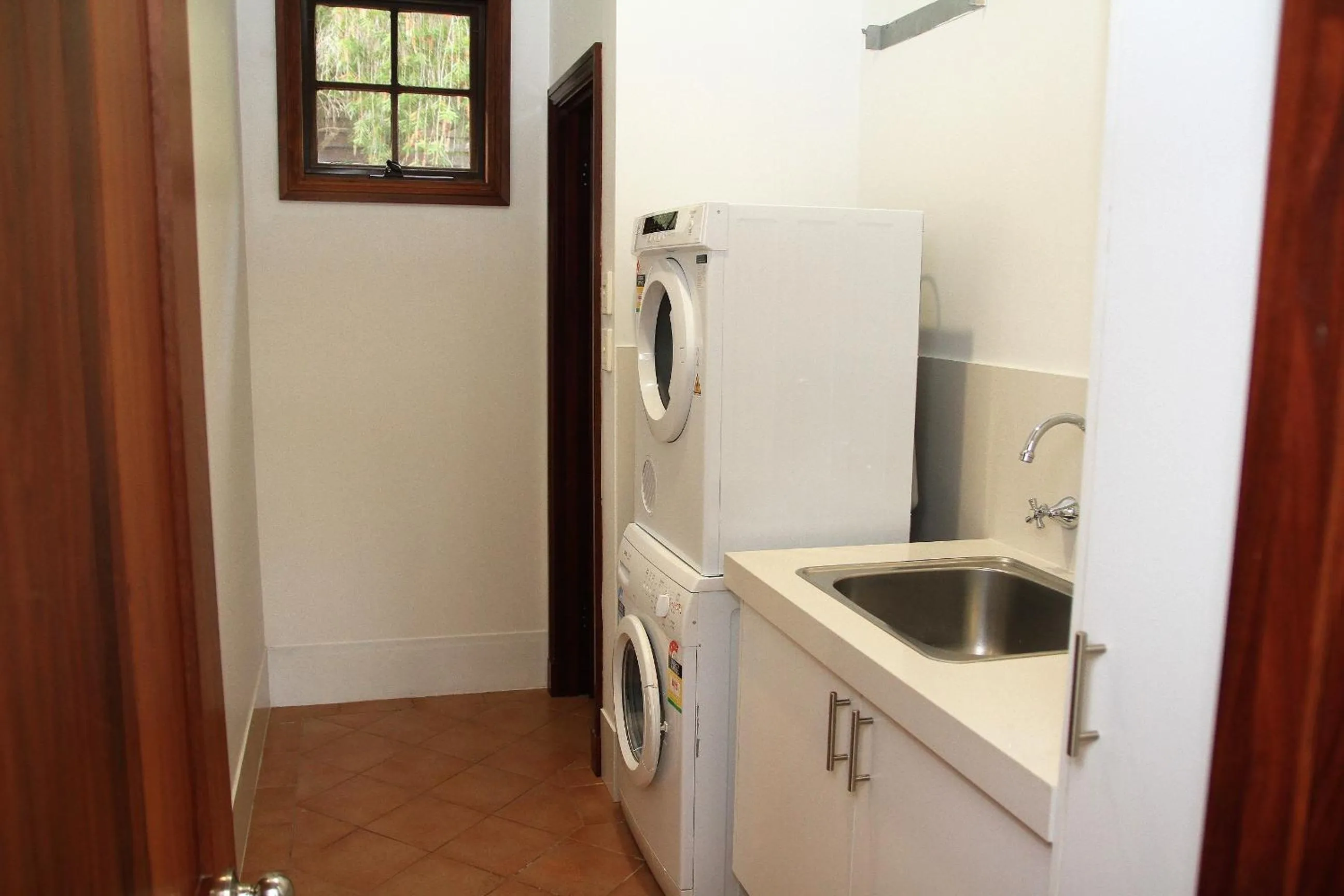 Area and facilities in Riverglen Chalets