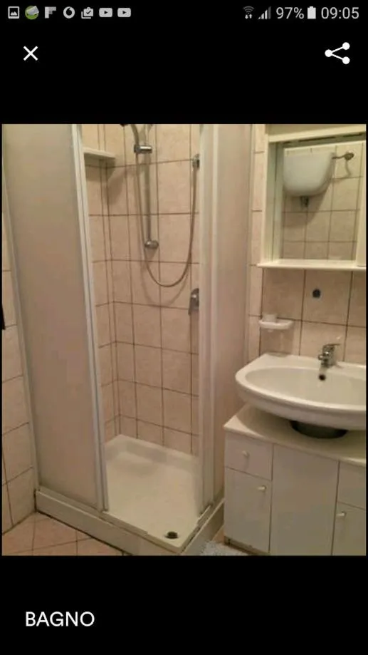 Shower in San Pietro