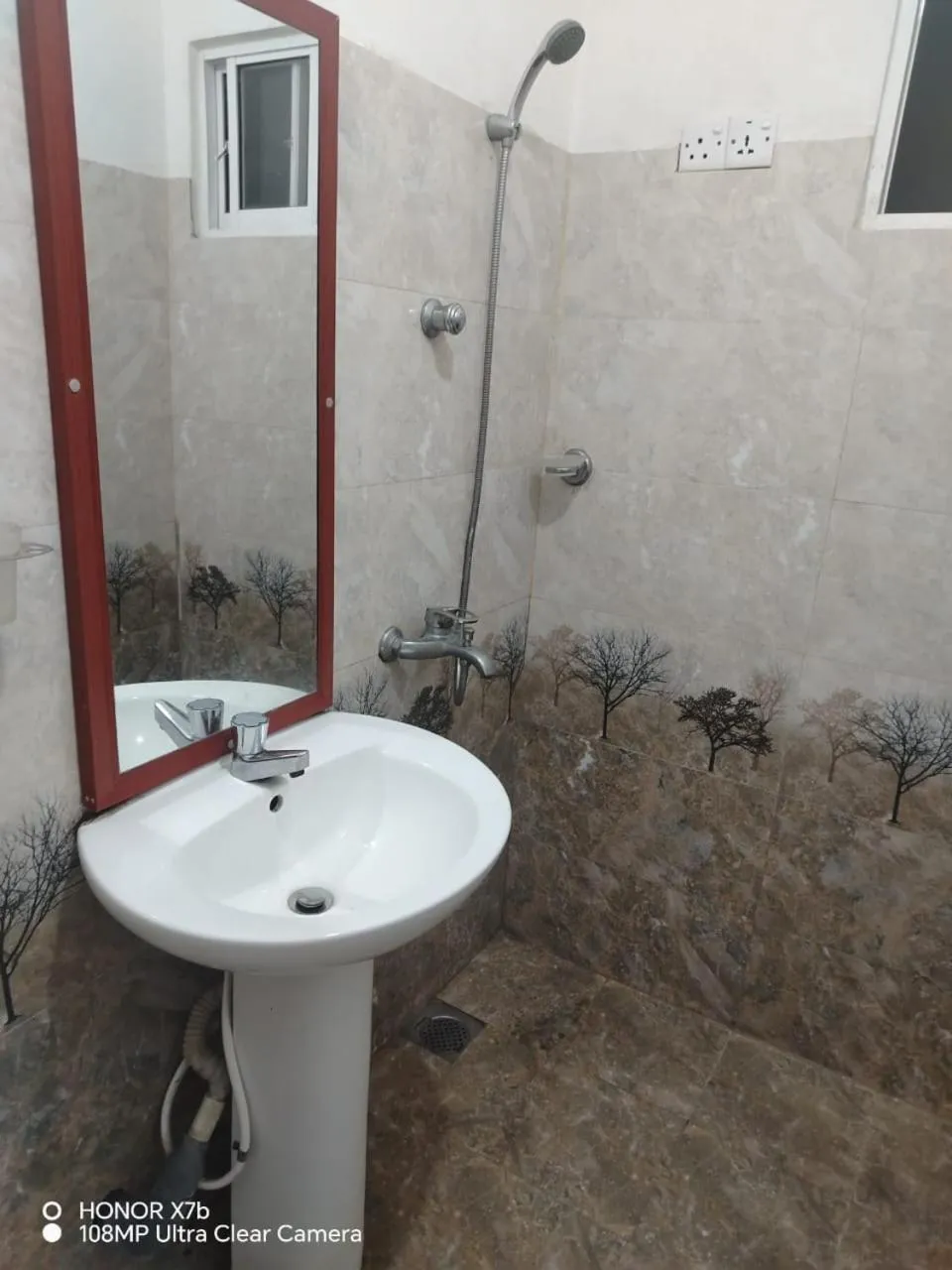 Shower in Ella Nature Life Guest & Resturant