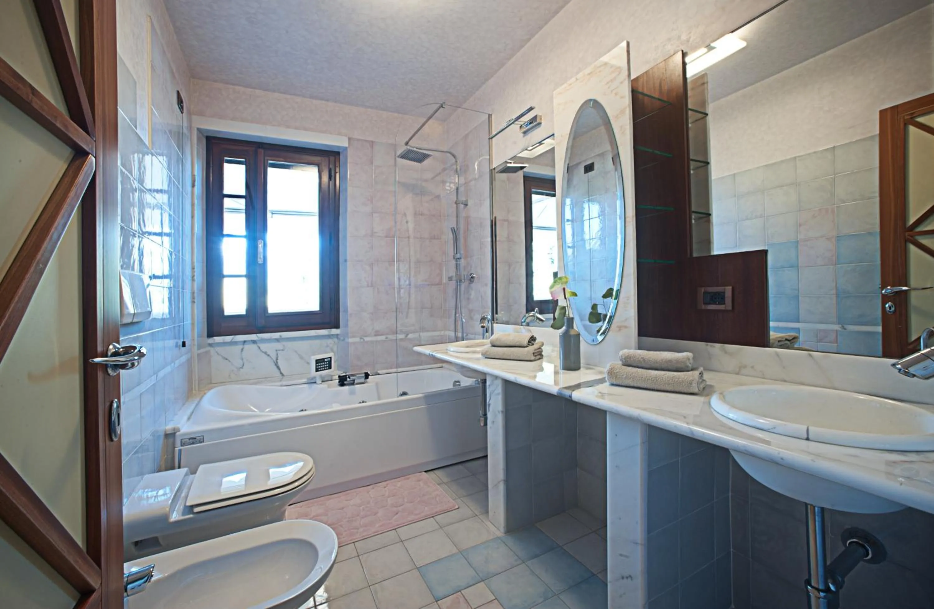 Bathroom in B&BLaTosca