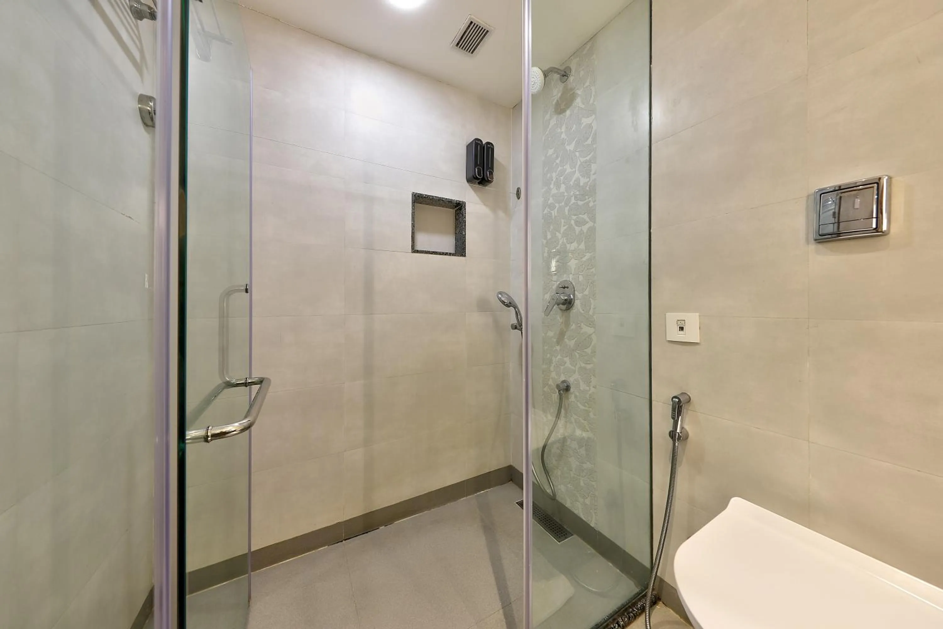 Shower in The Central Park