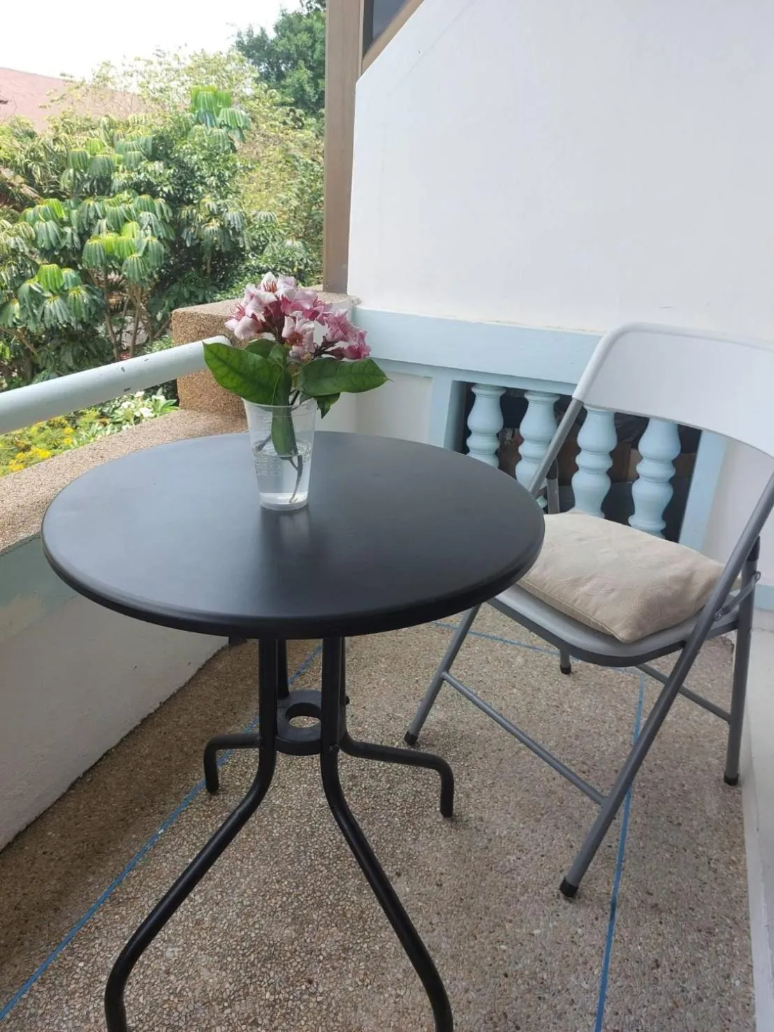 Bonny Hotel 4 Floors No Elevator