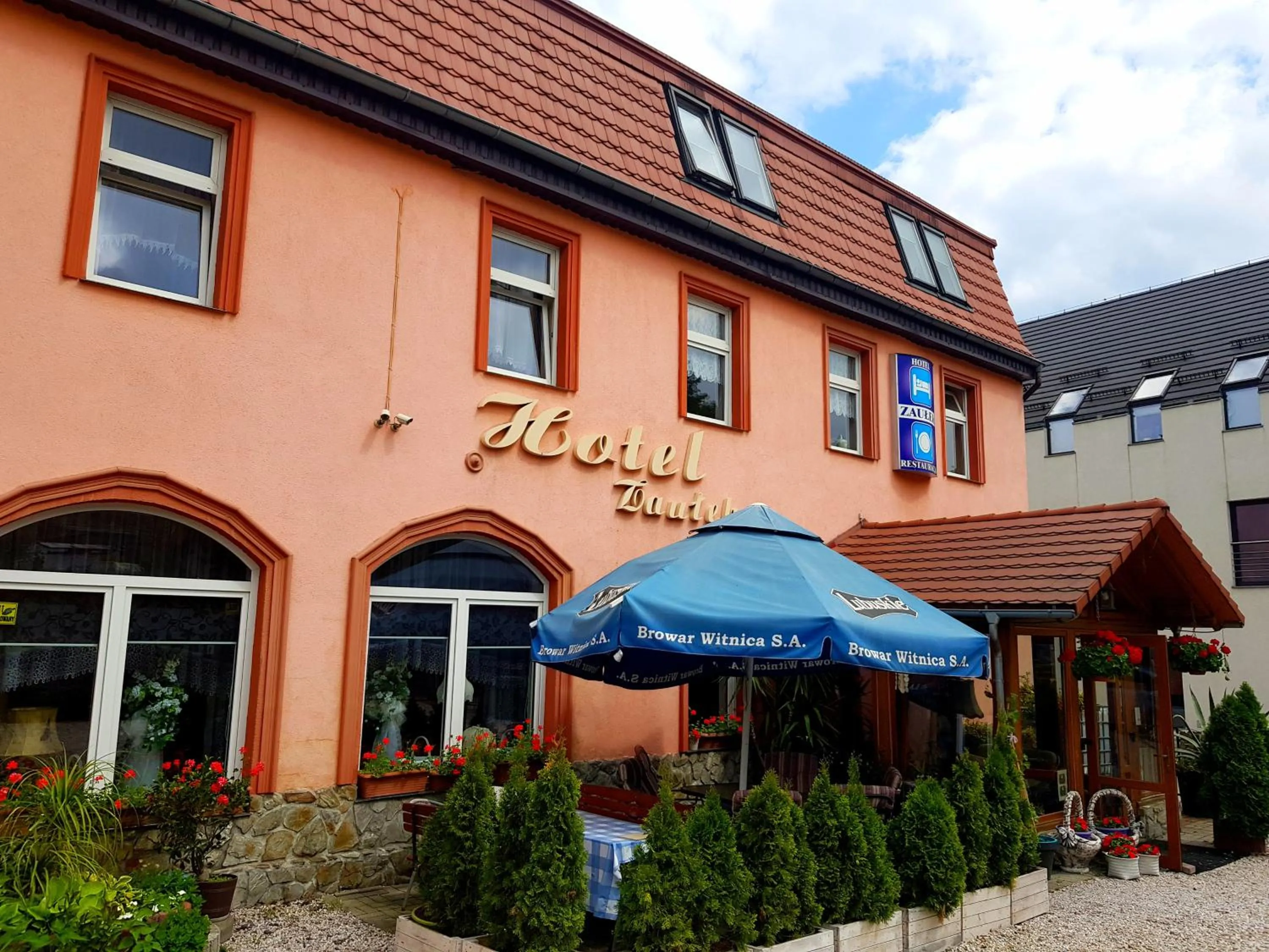 Facade/entrance in HOTEL "ZAUŁEK" Spółka Cywilna Zbigniew Świderski, Elżbieta Świderska
