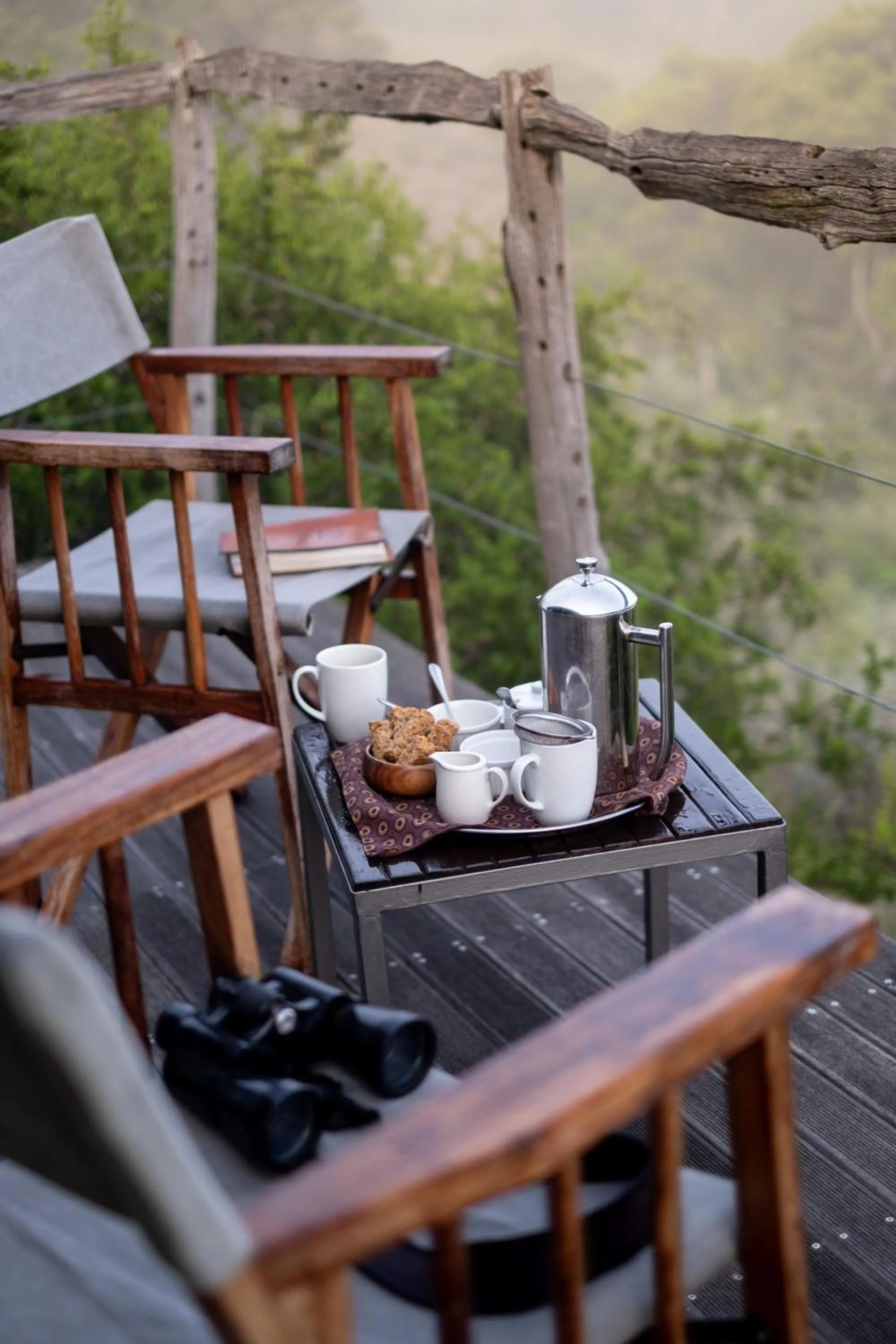 Coffee/tea facilities in HillsNek Safari Camp – Amakhala Game Reserve
