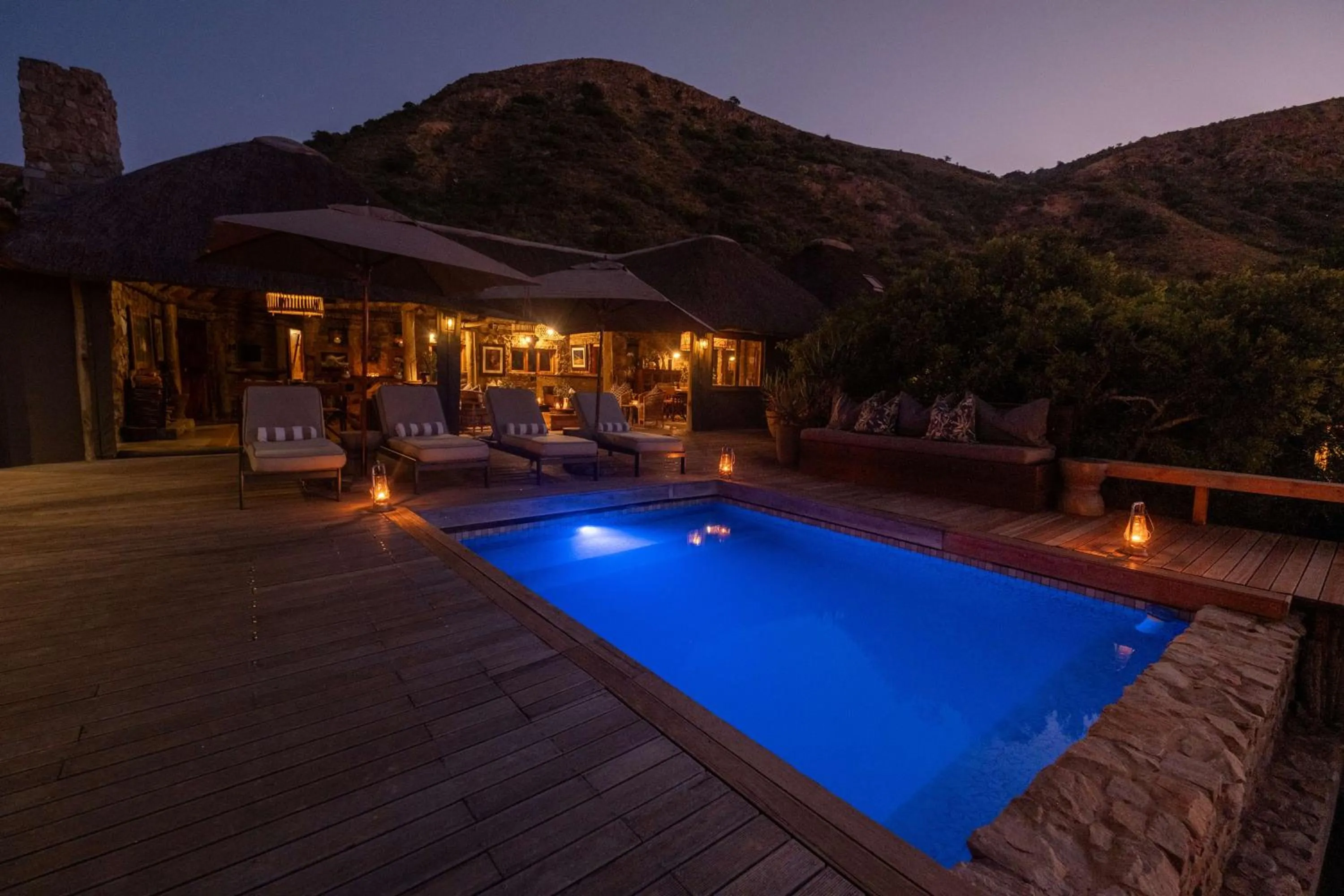 Swimming pool in HillsNek Safari Camp – Amakhala Game Reserve