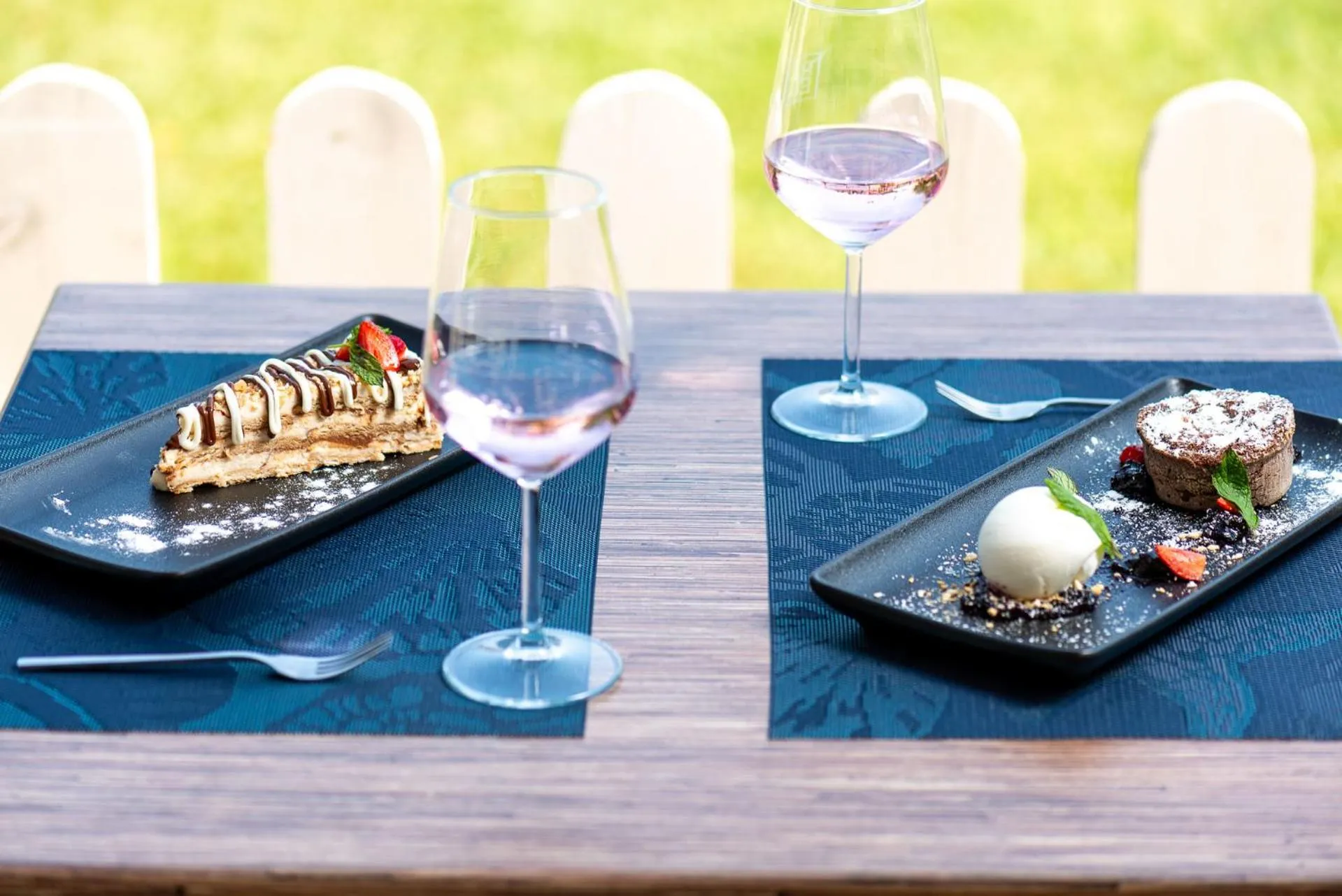 Restaurant/places to eat in Hotel Villa List