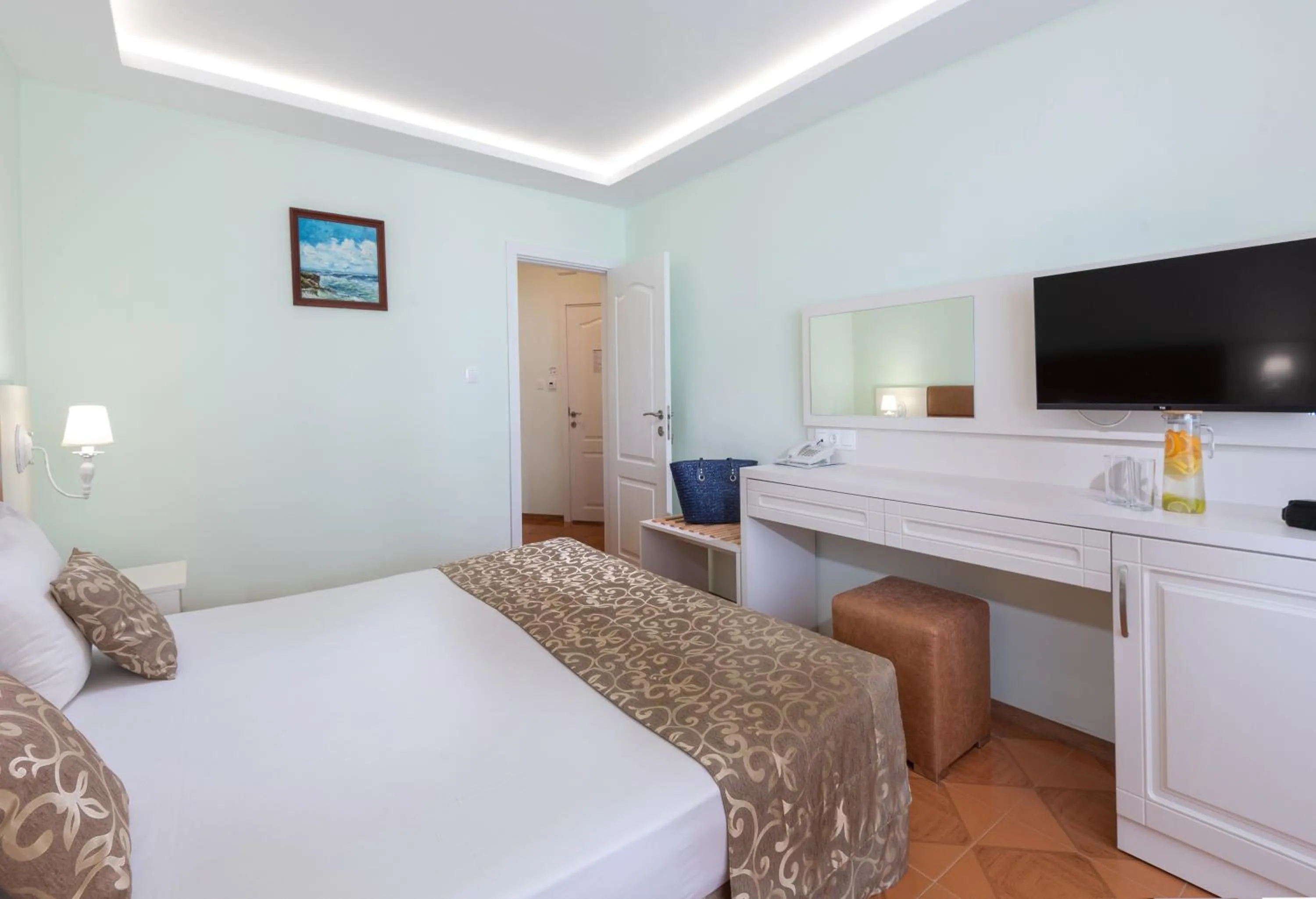 Bedroom, Bed in Hotel Villa List