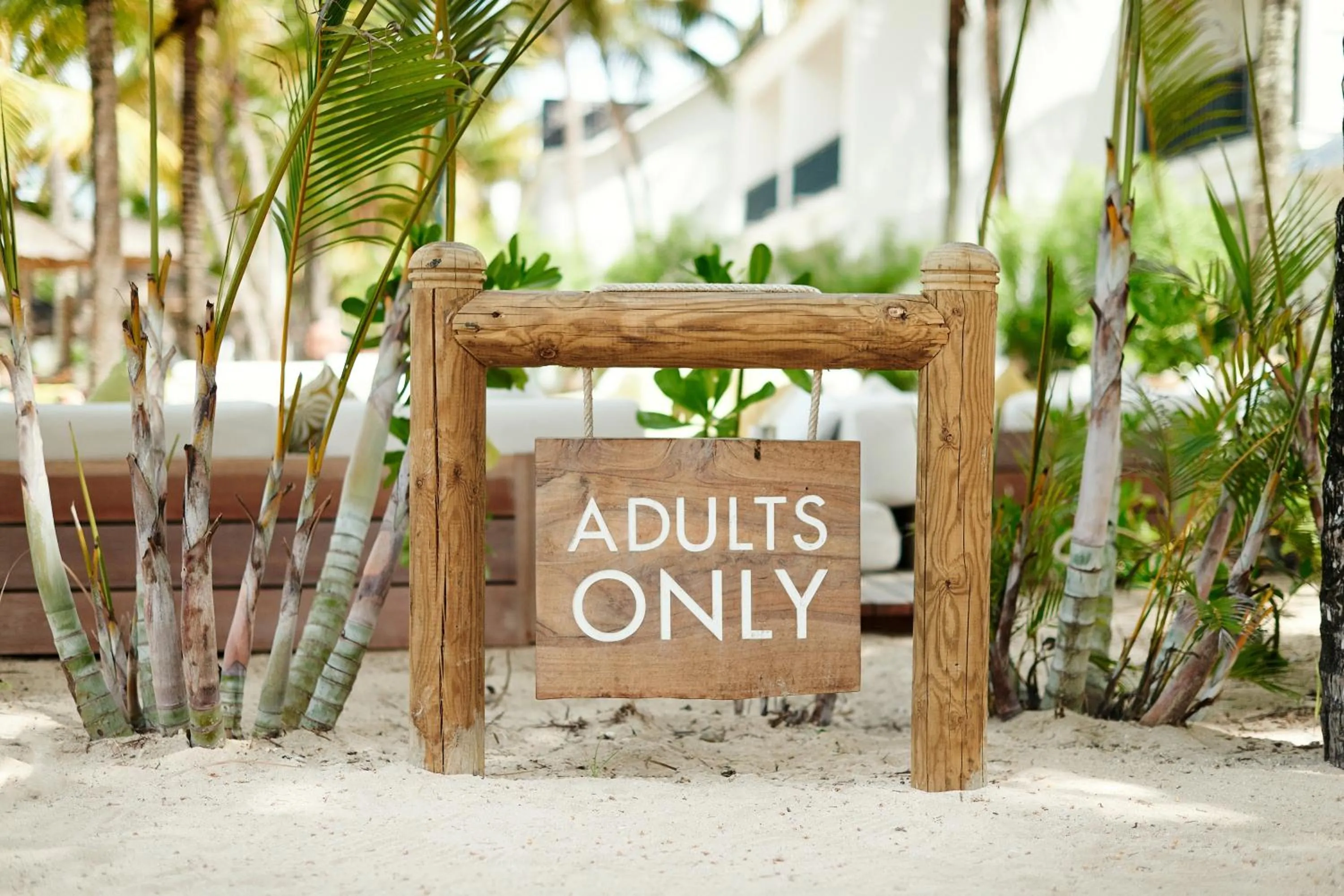 Restaurant/places to eat in The Ravenala Attitude