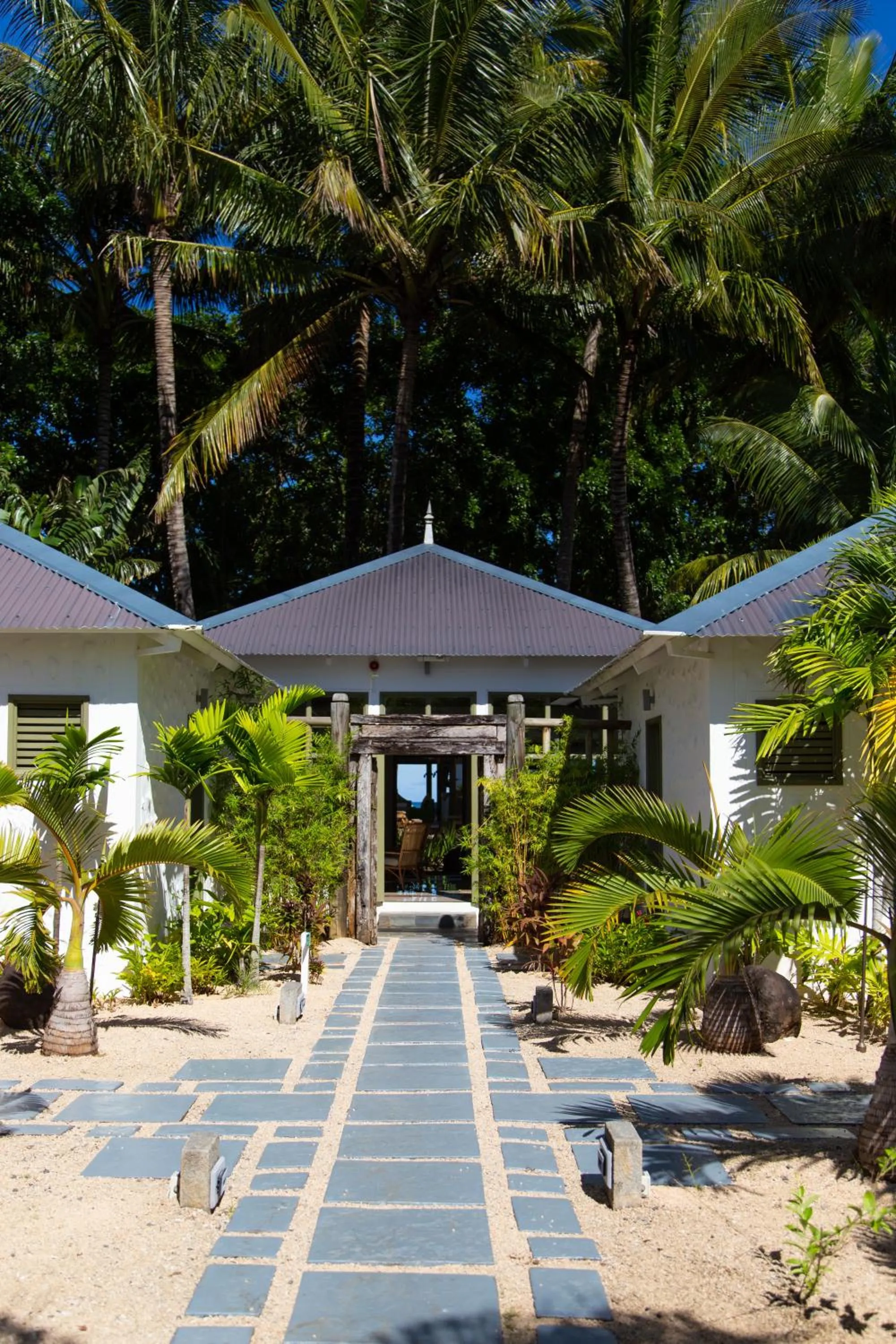 Garden in The Ravenala Attitude