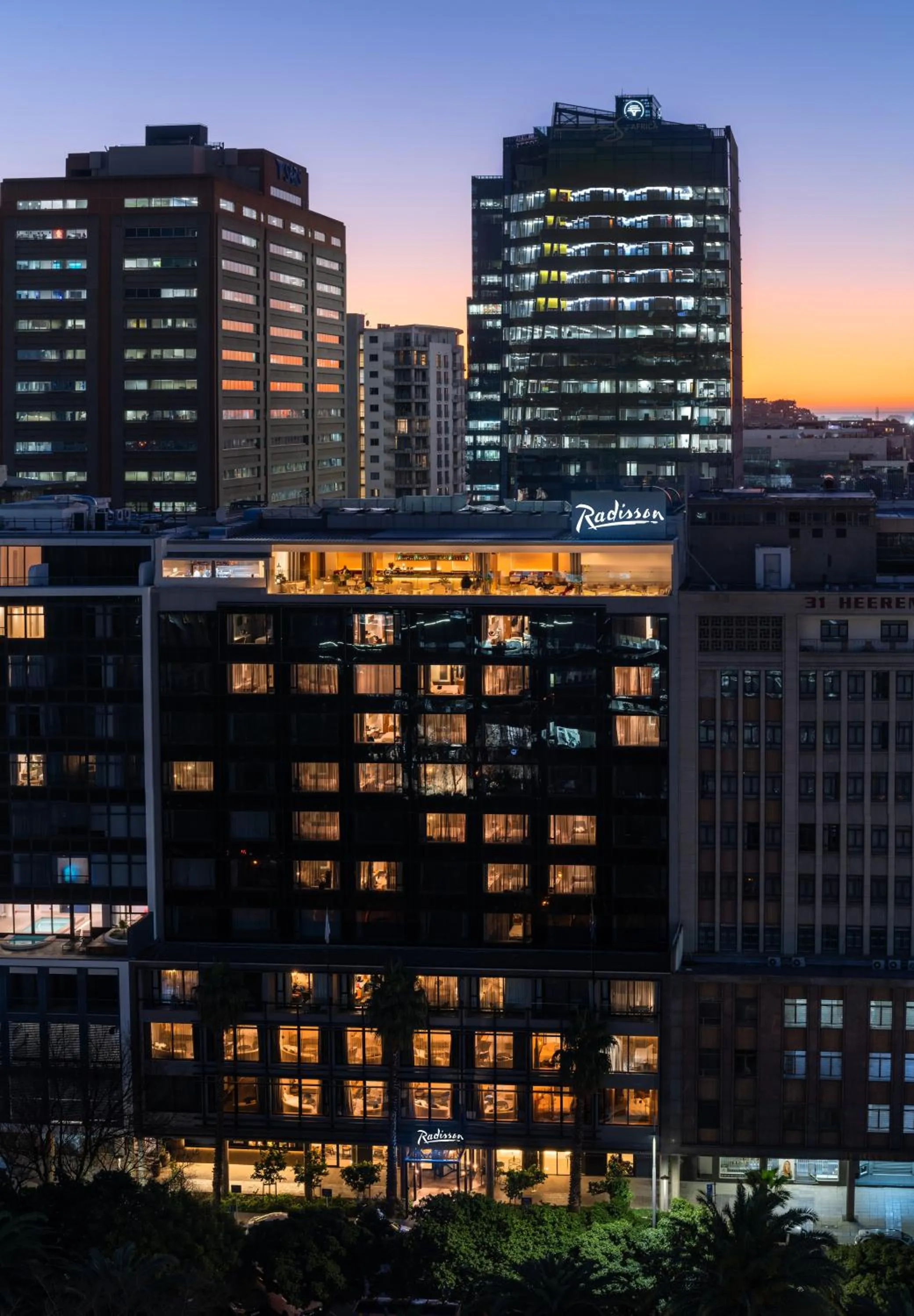 Property building in Radisson Hotel Cape Town Foreshore